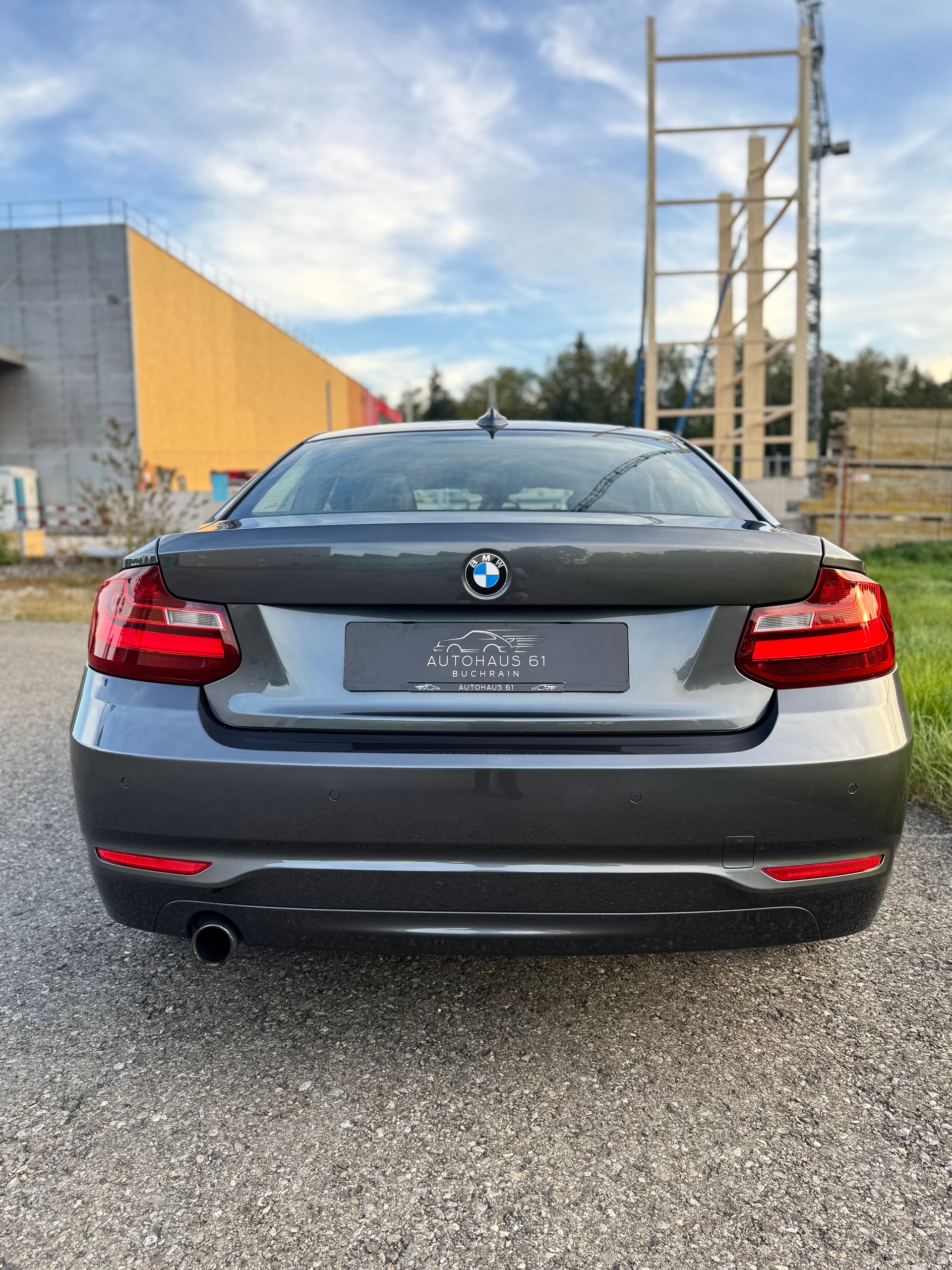 BMW 220i Modern Line Steptronic / ab MFK bei Verkauf-image-5