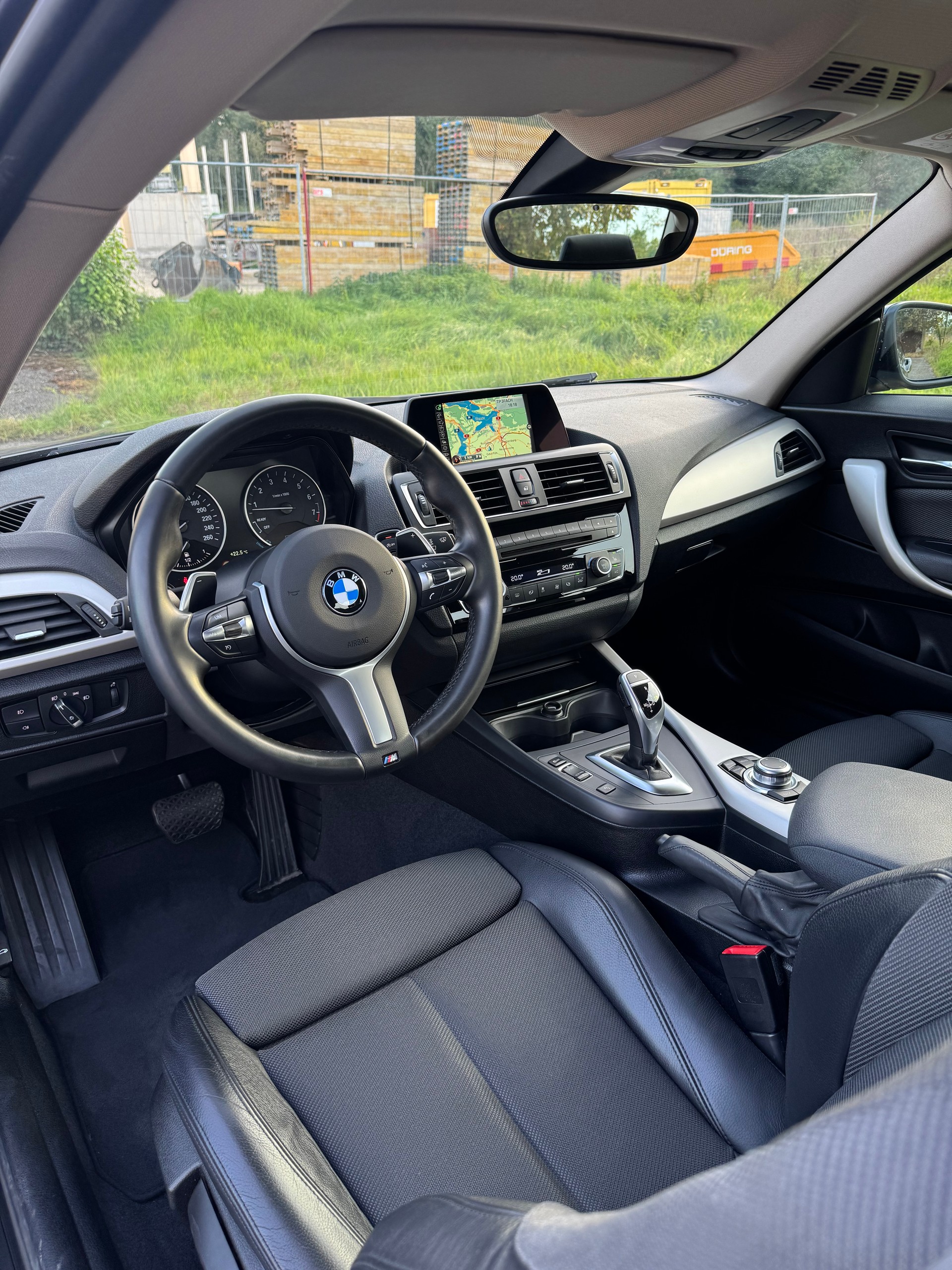 BMW 220i Modern Line Steptronic / ab MFK bei Verkauf-image-7