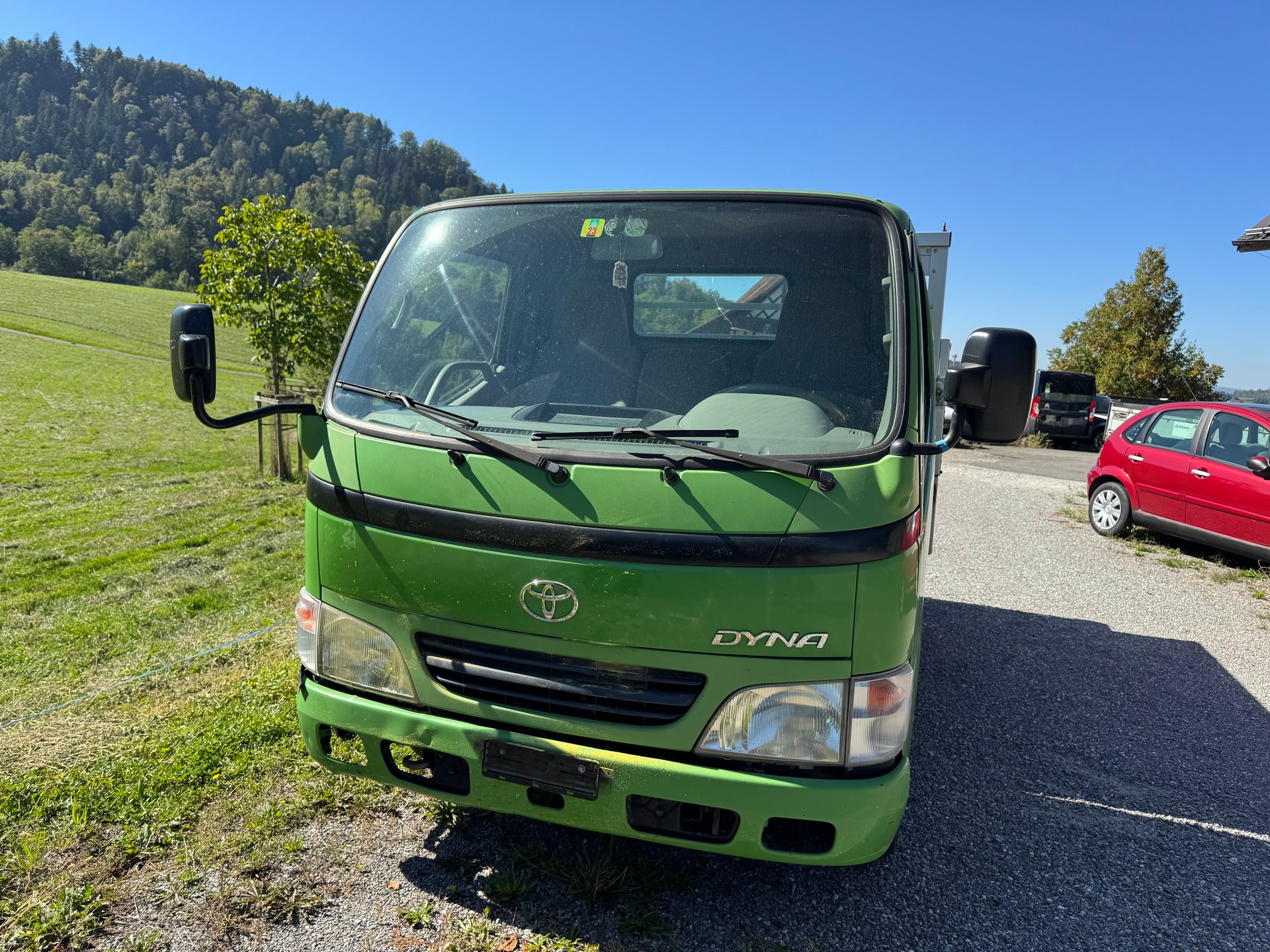 TOYOTA Dyna 100 2.5 D-4D-image-0