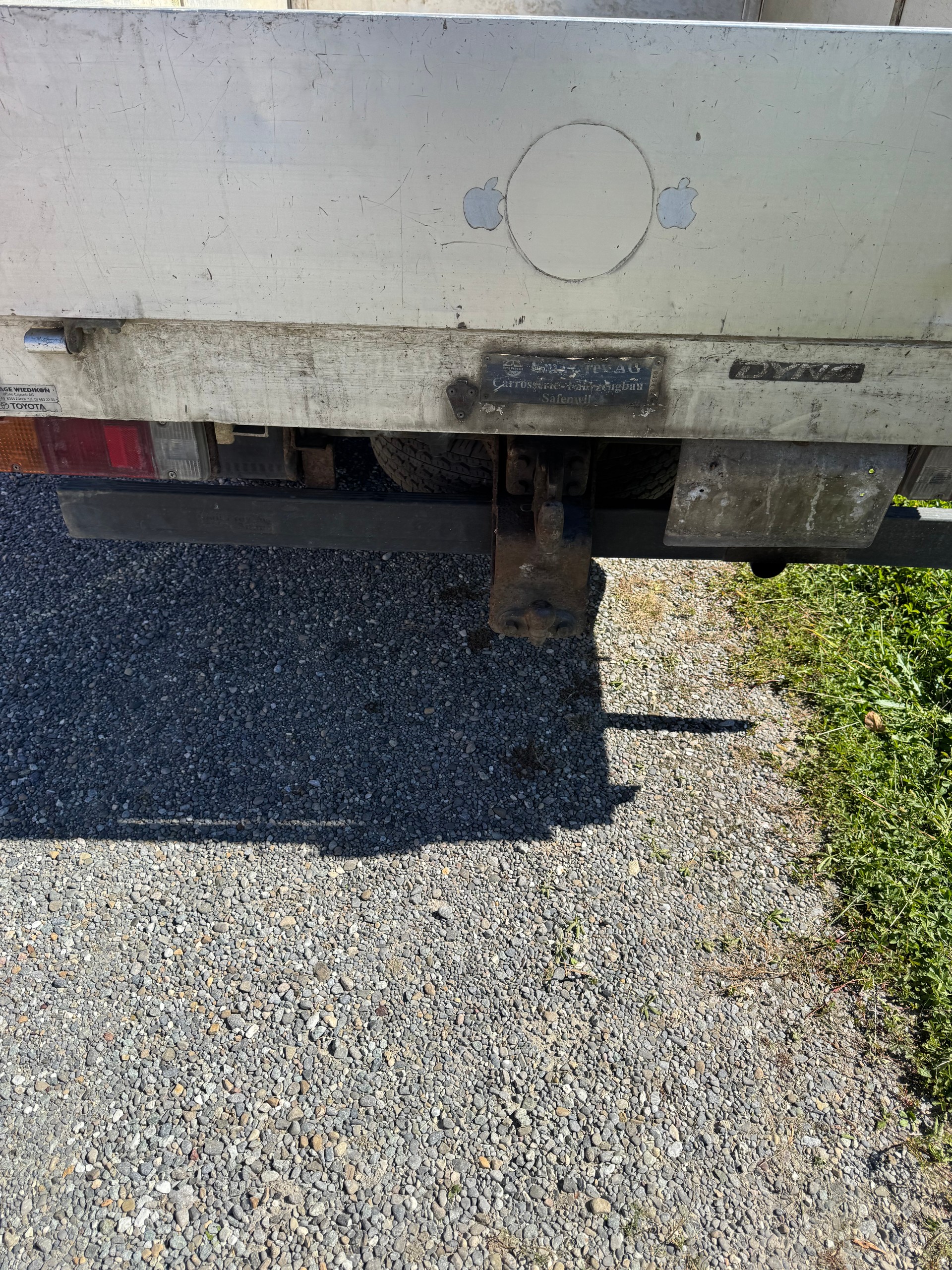 TOYOTA Dyna 100 2.5 D-4D-image-11