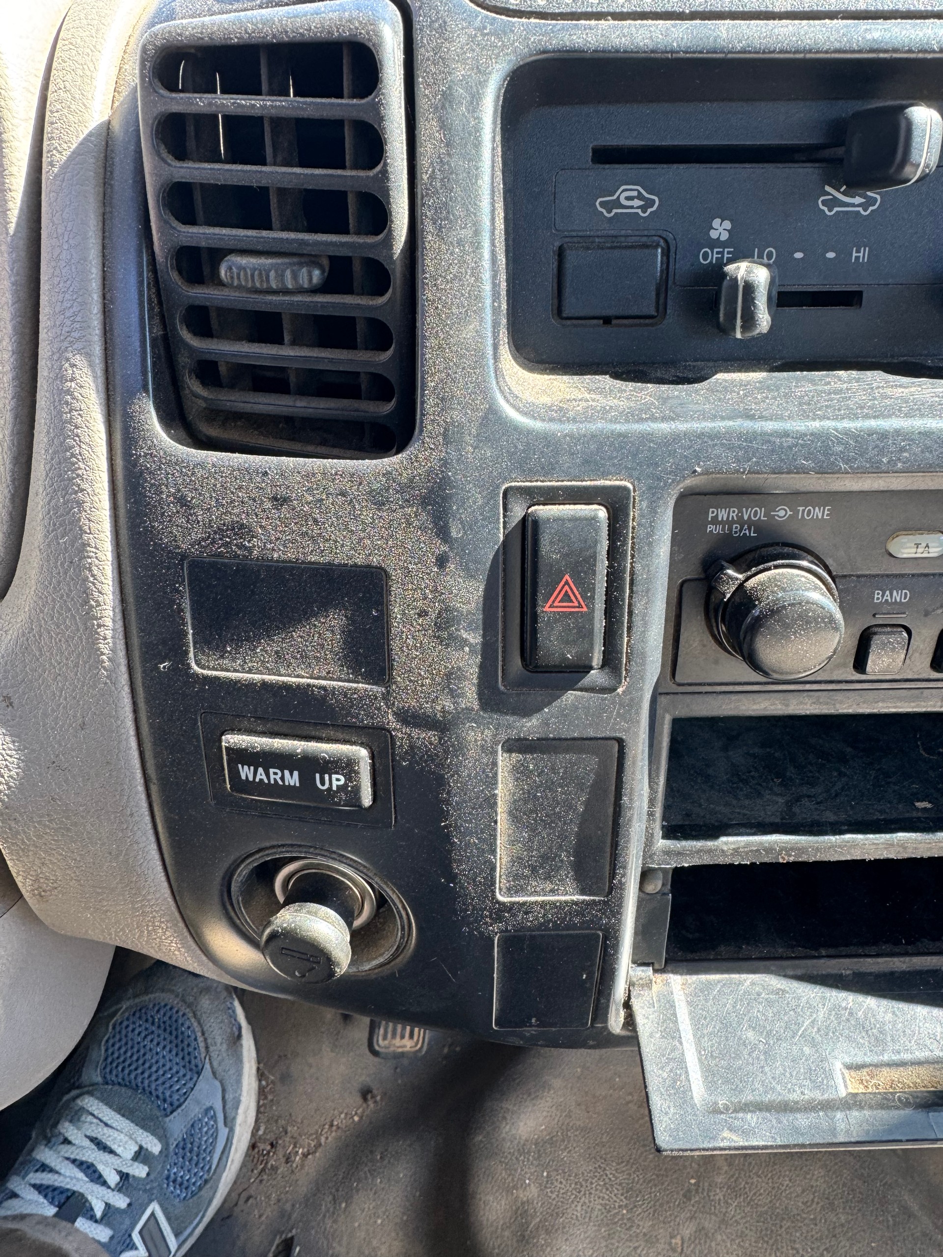 TOYOTA Dyna 100 2.5 D-4D-image-14