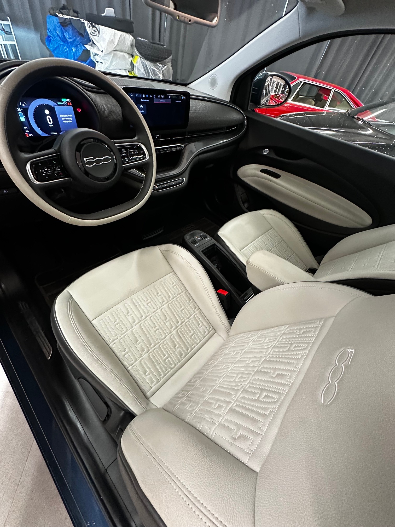FIAT 500 electric 87 kW La Prima-image-4