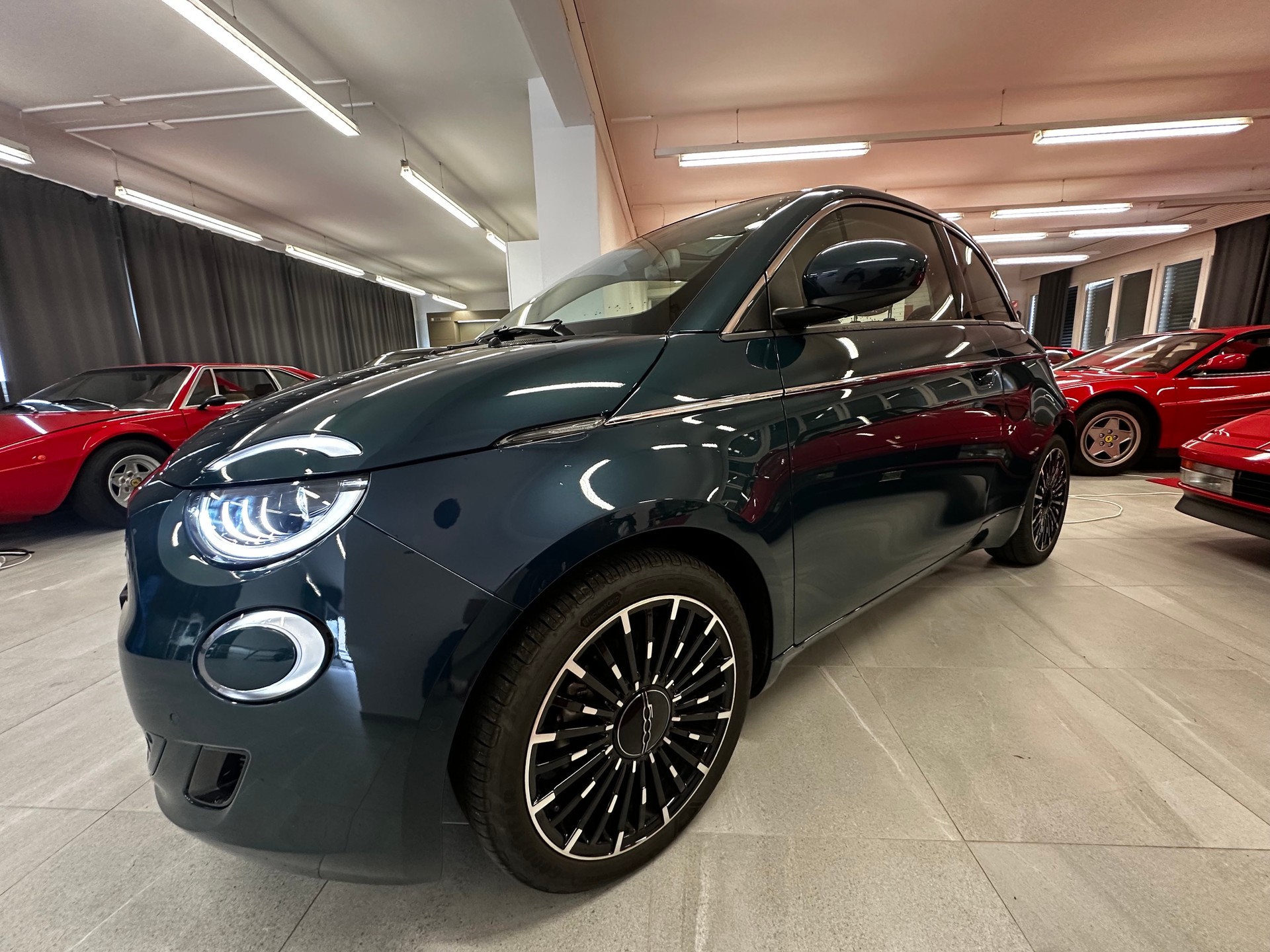 FIAT 500 electric 87 kW La Prima-image-2