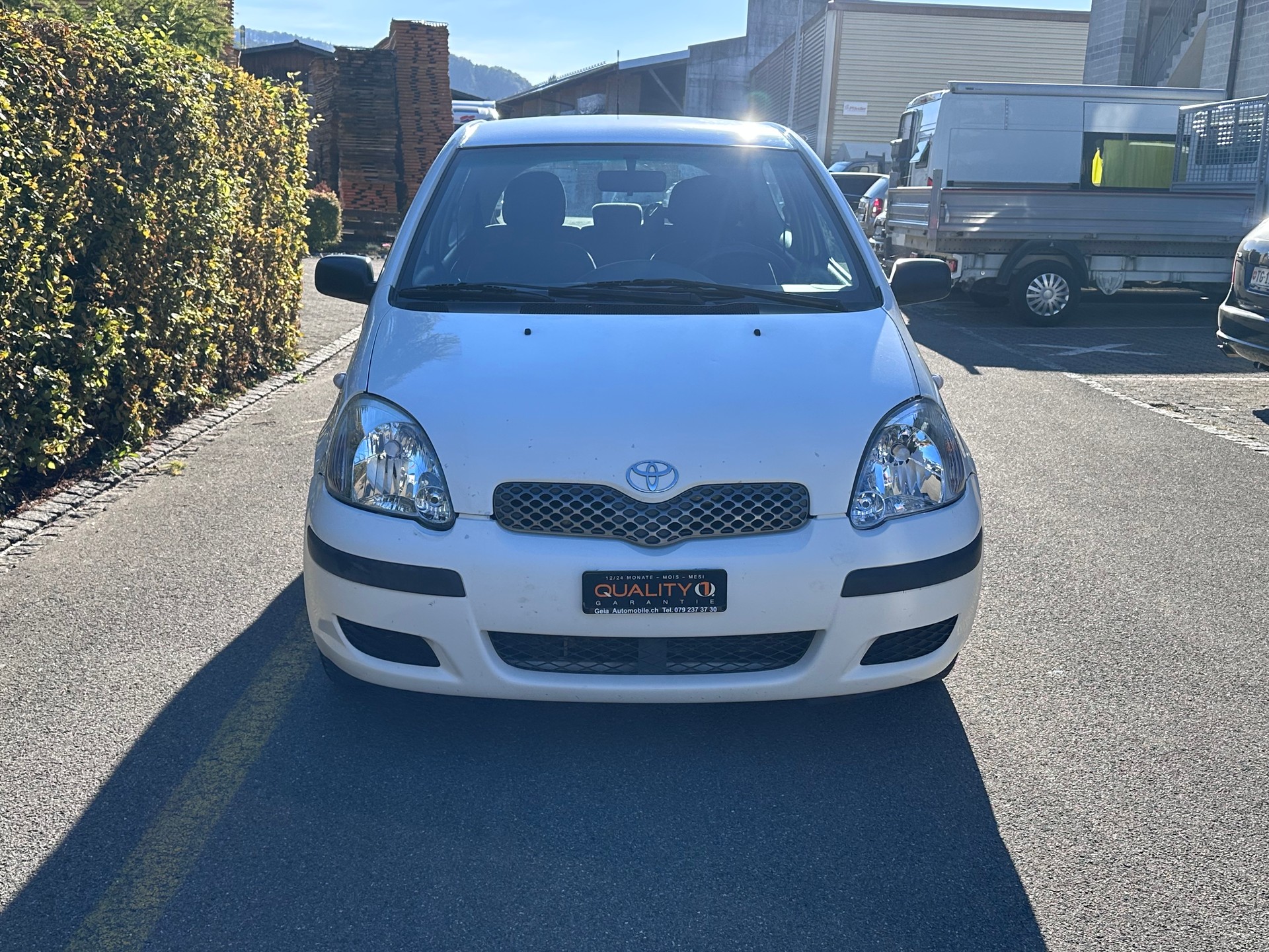 TOYOTA Yaris 1.0 Linea Luna-image-6