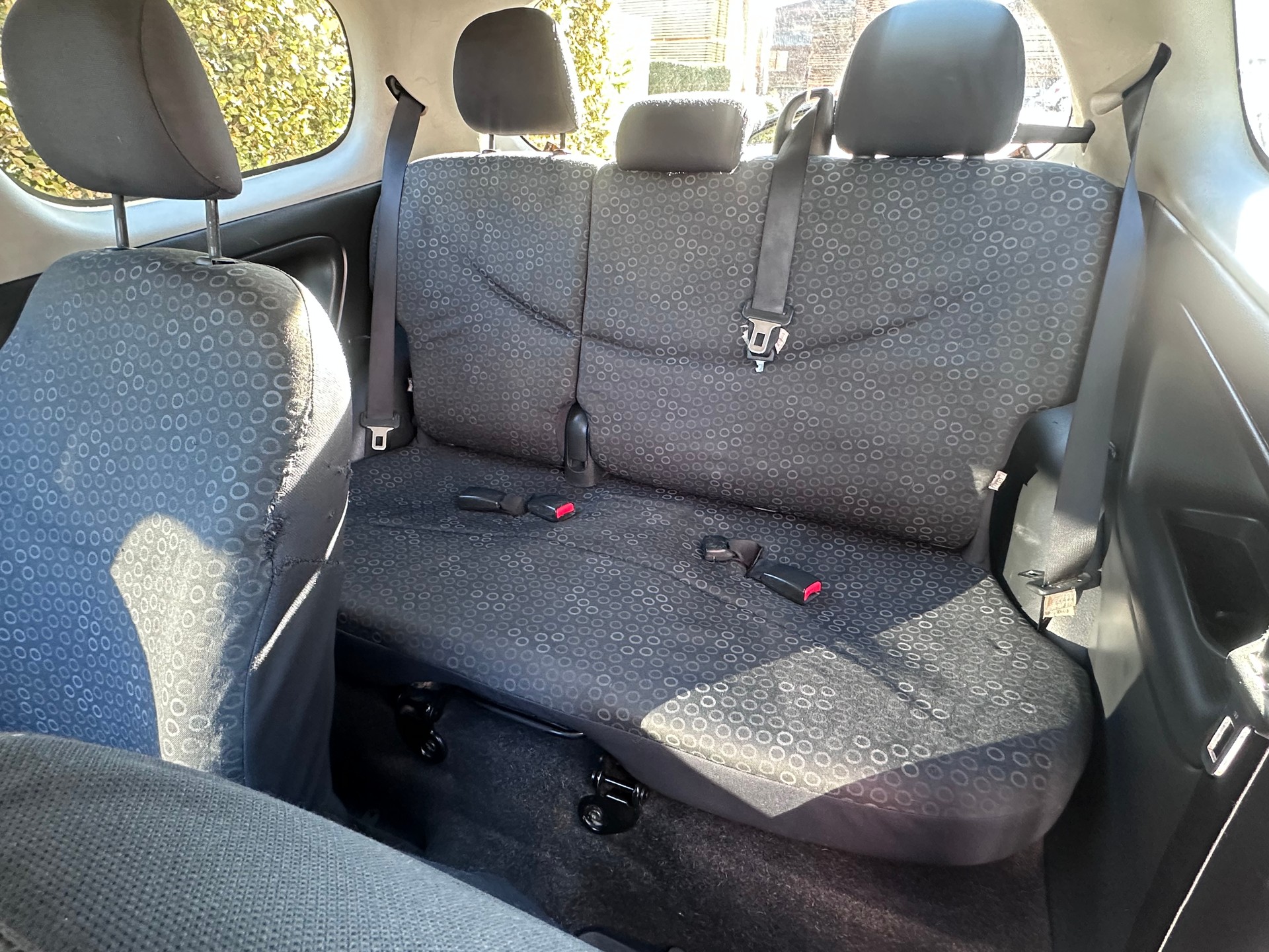 TOYOTA Yaris 1.0 Linea Luna-image-11