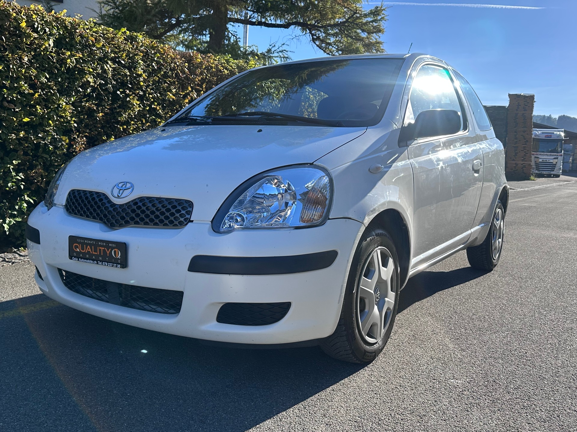 TOYOTA Yaris 1.0 Linea Luna-image-7