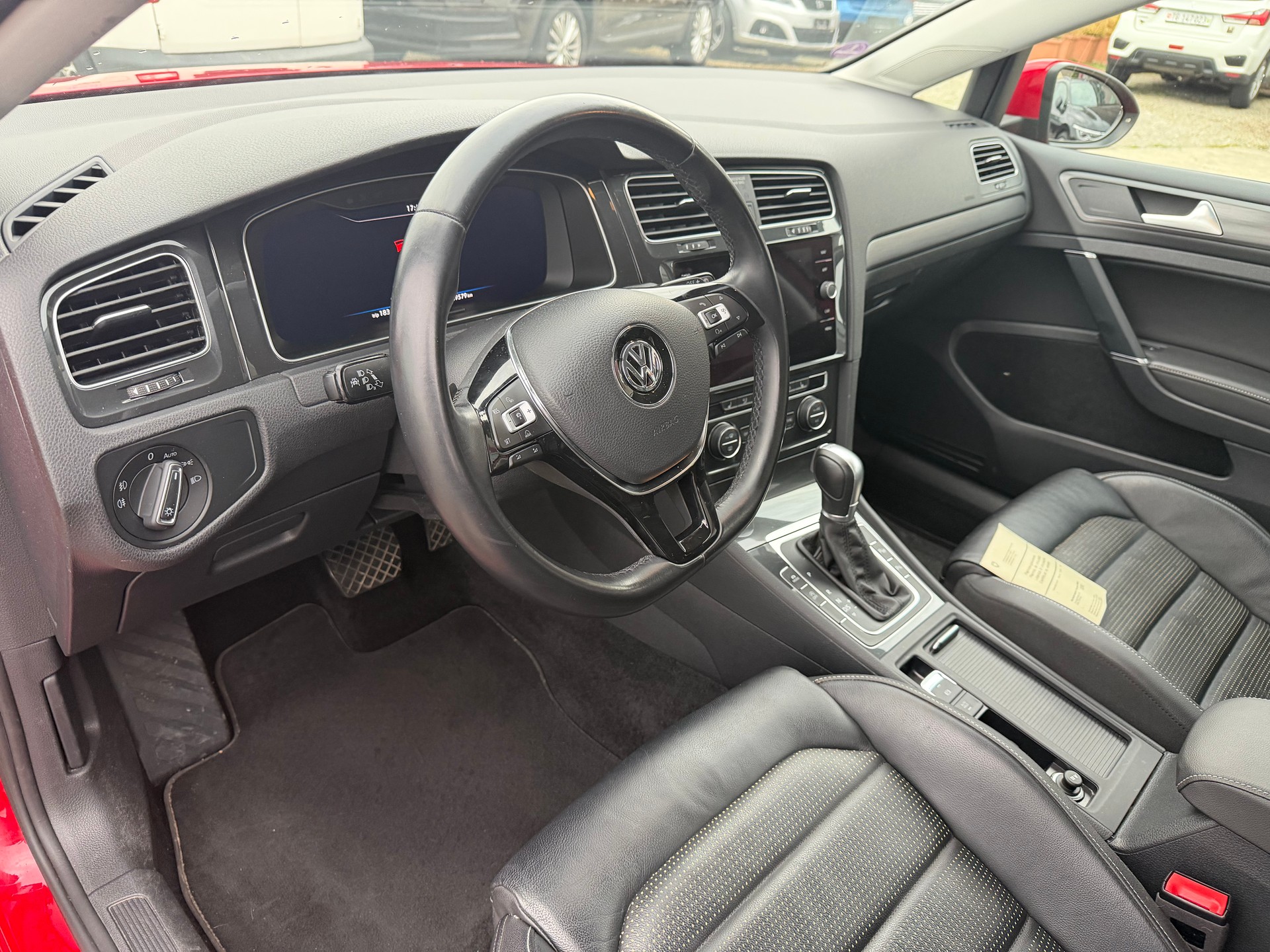 VW Golf 1.5 TSI EVO Highline DSG-image-5