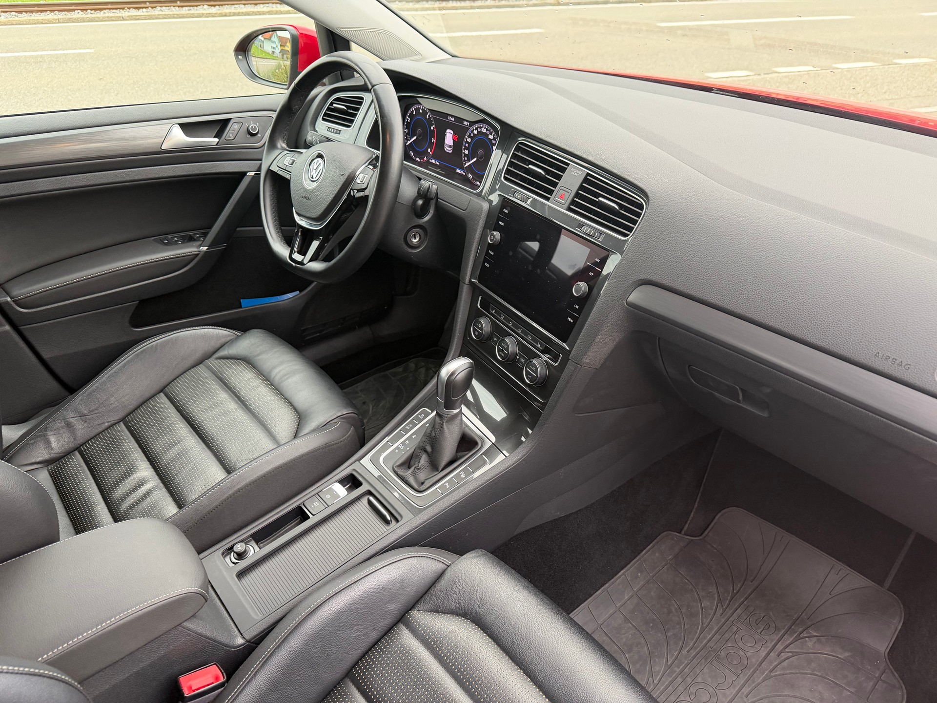 VW Golf 1.5 TSI EVO Highline DSG-image-7