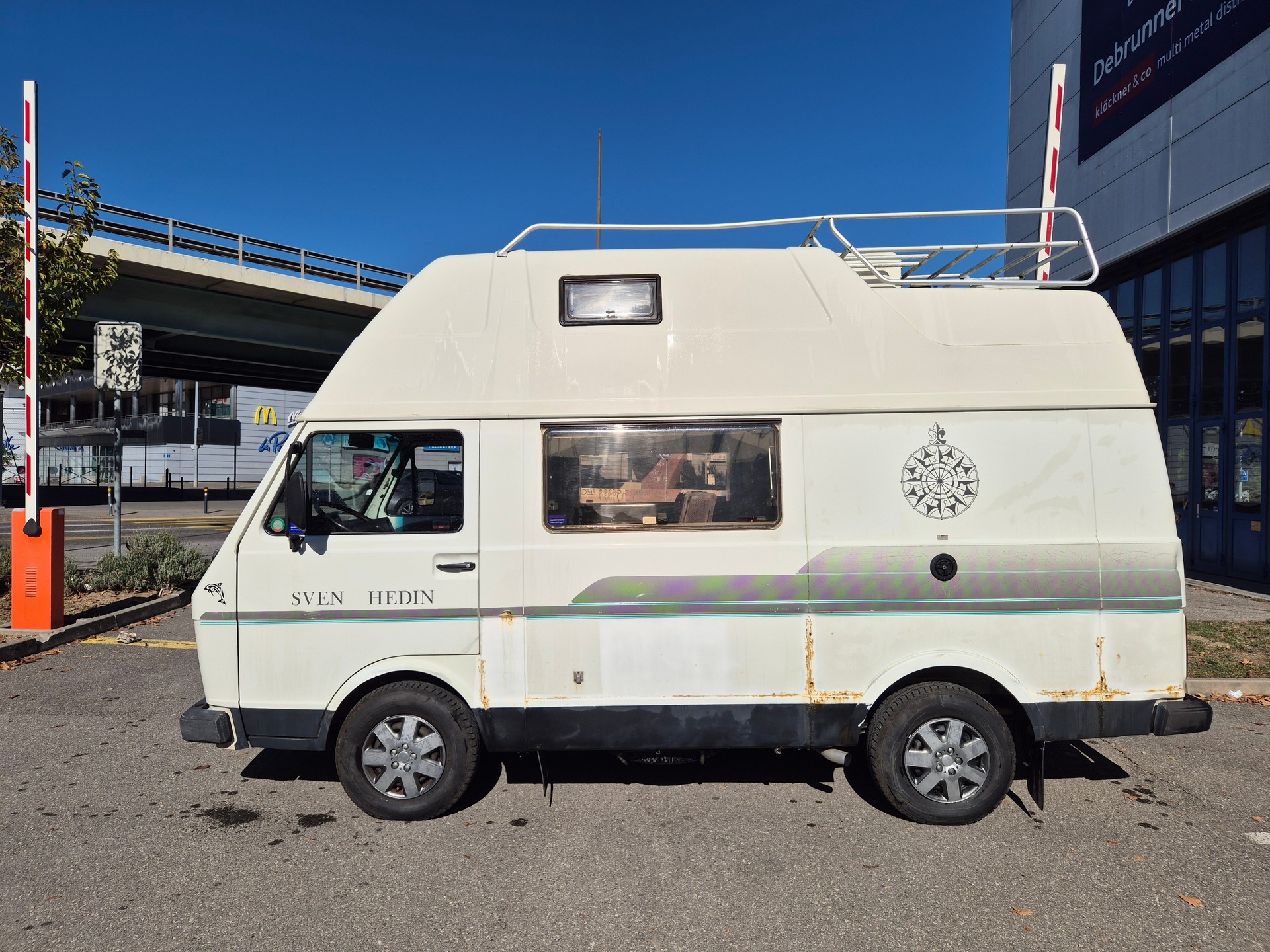 VW VW LT-31 Westfalia Sven Hedin 1990-image-3