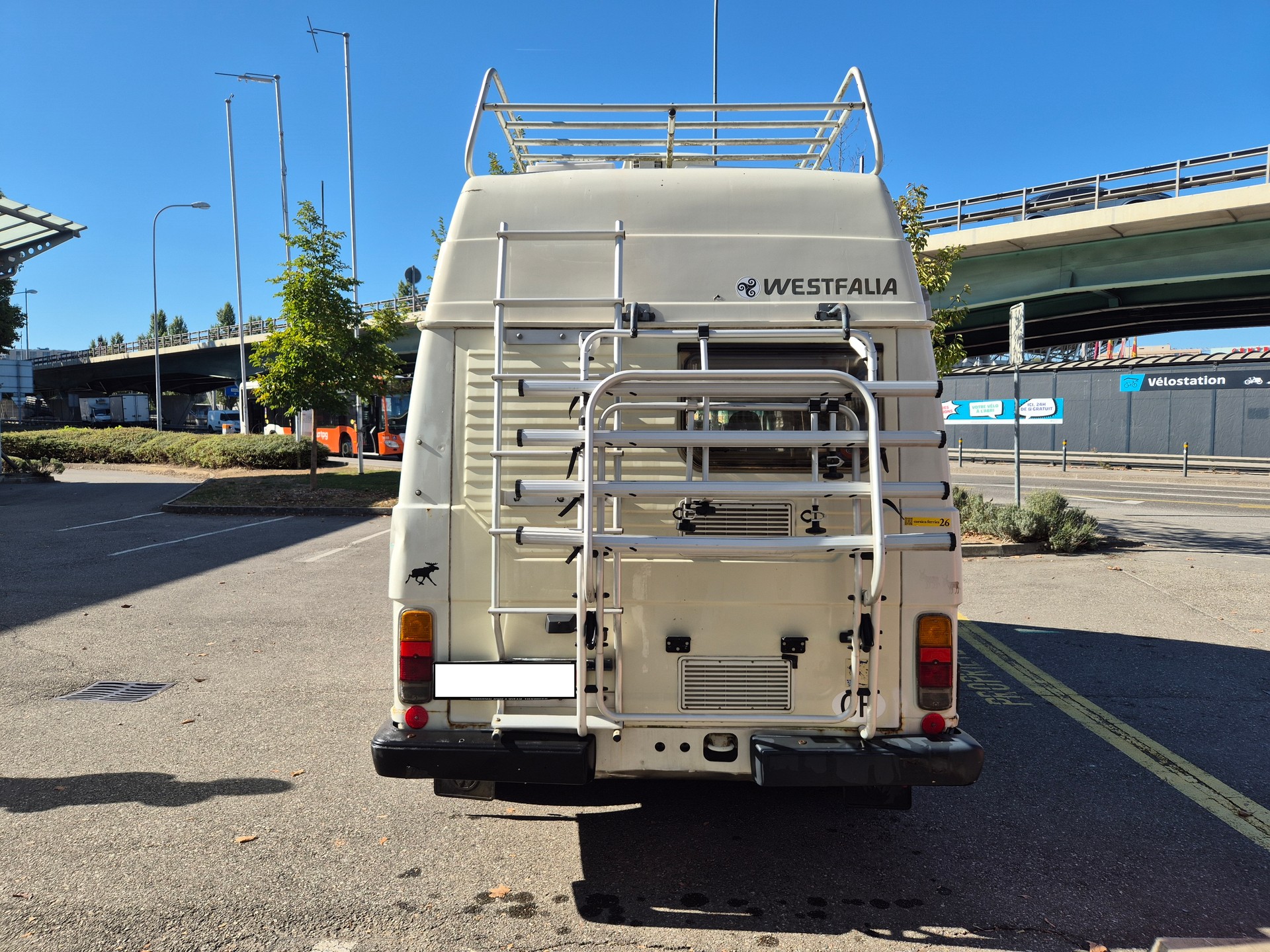 VW VW LT-31 Westfalia Sven Hedin 1990-image-5