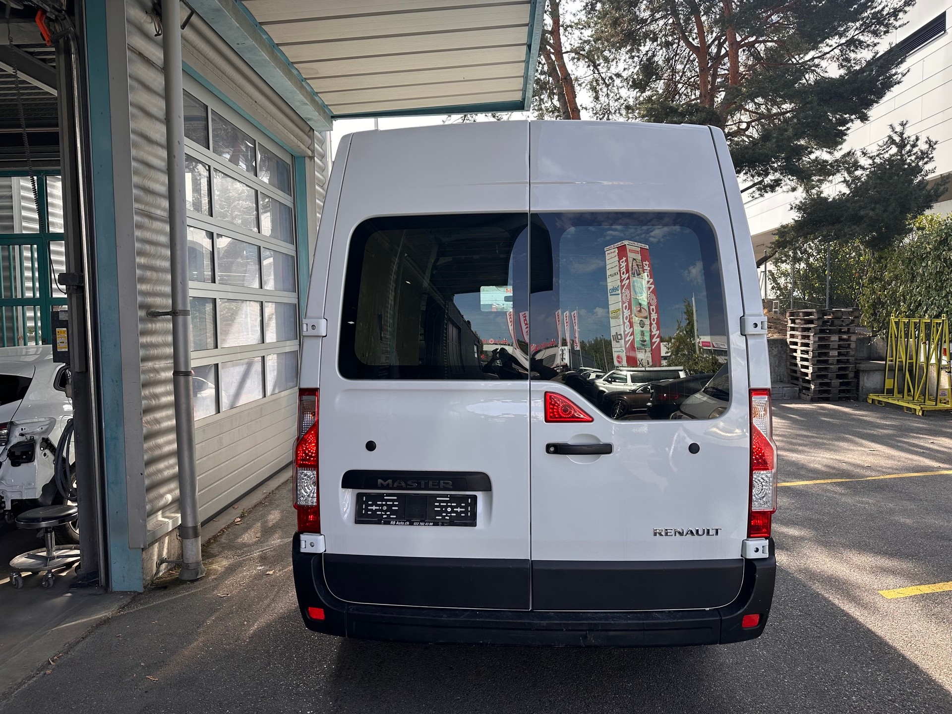 RENAULT Master T33 2.3dCi 130 L2H2-image-3