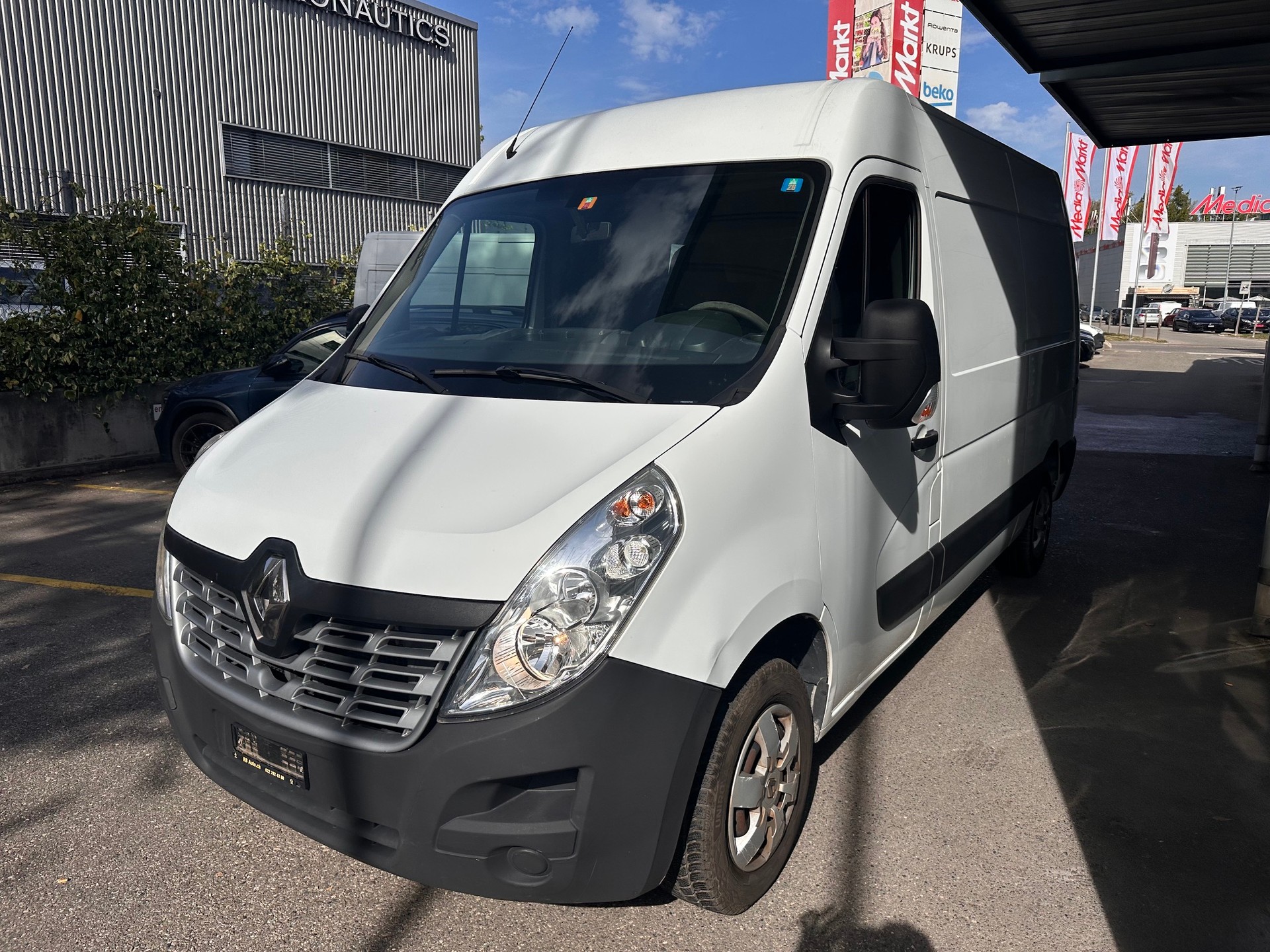 RENAULT Master T33 2.3dCi 130 L2H2-image-1