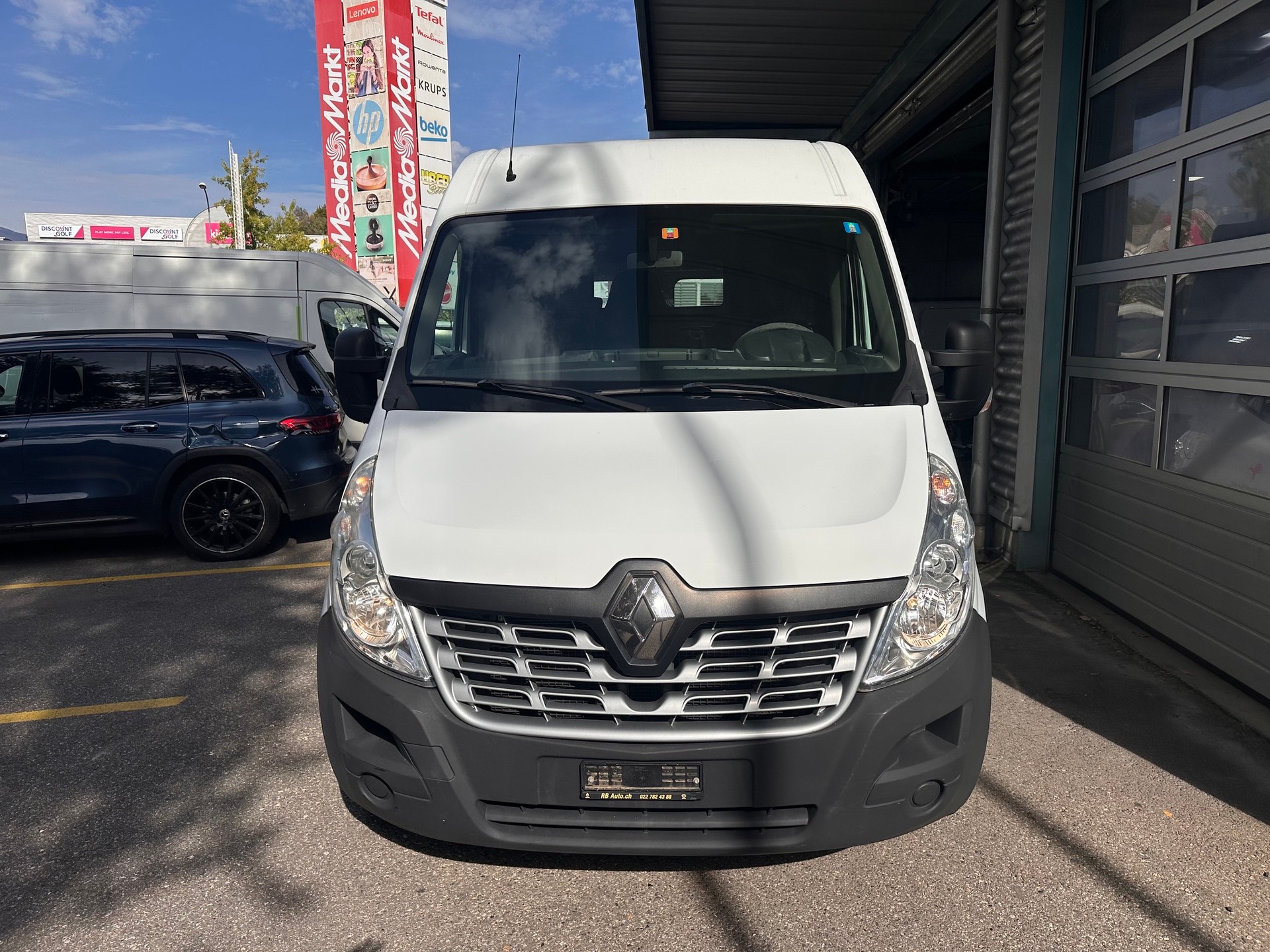 RENAULT Master T33 2.3dCi 130 L2H2-image-0