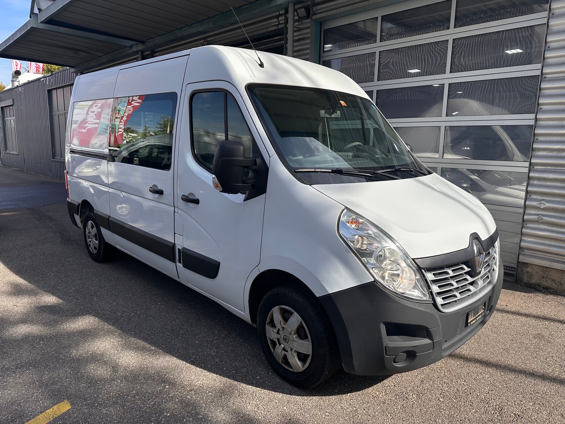 RENAULT Master T33 2.3dCi 130 L2H2-image-5