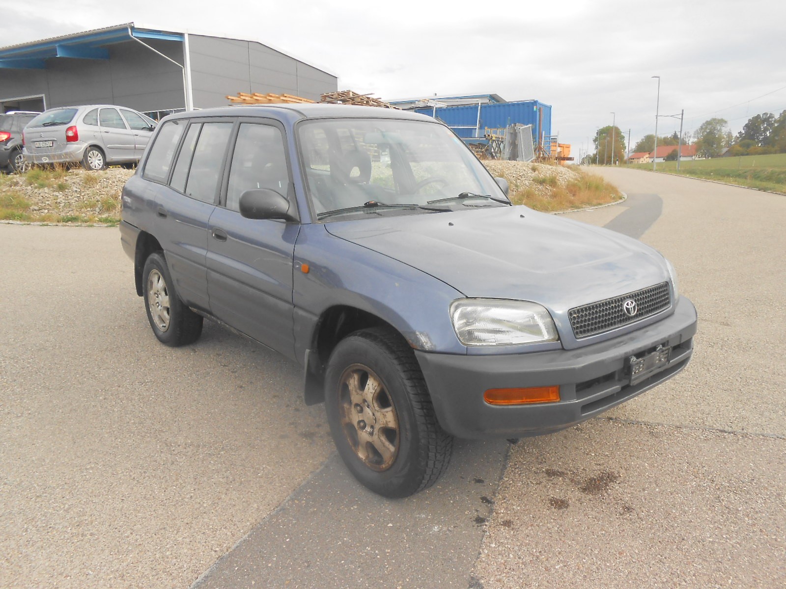 TOYOTA RAV-4-image-2