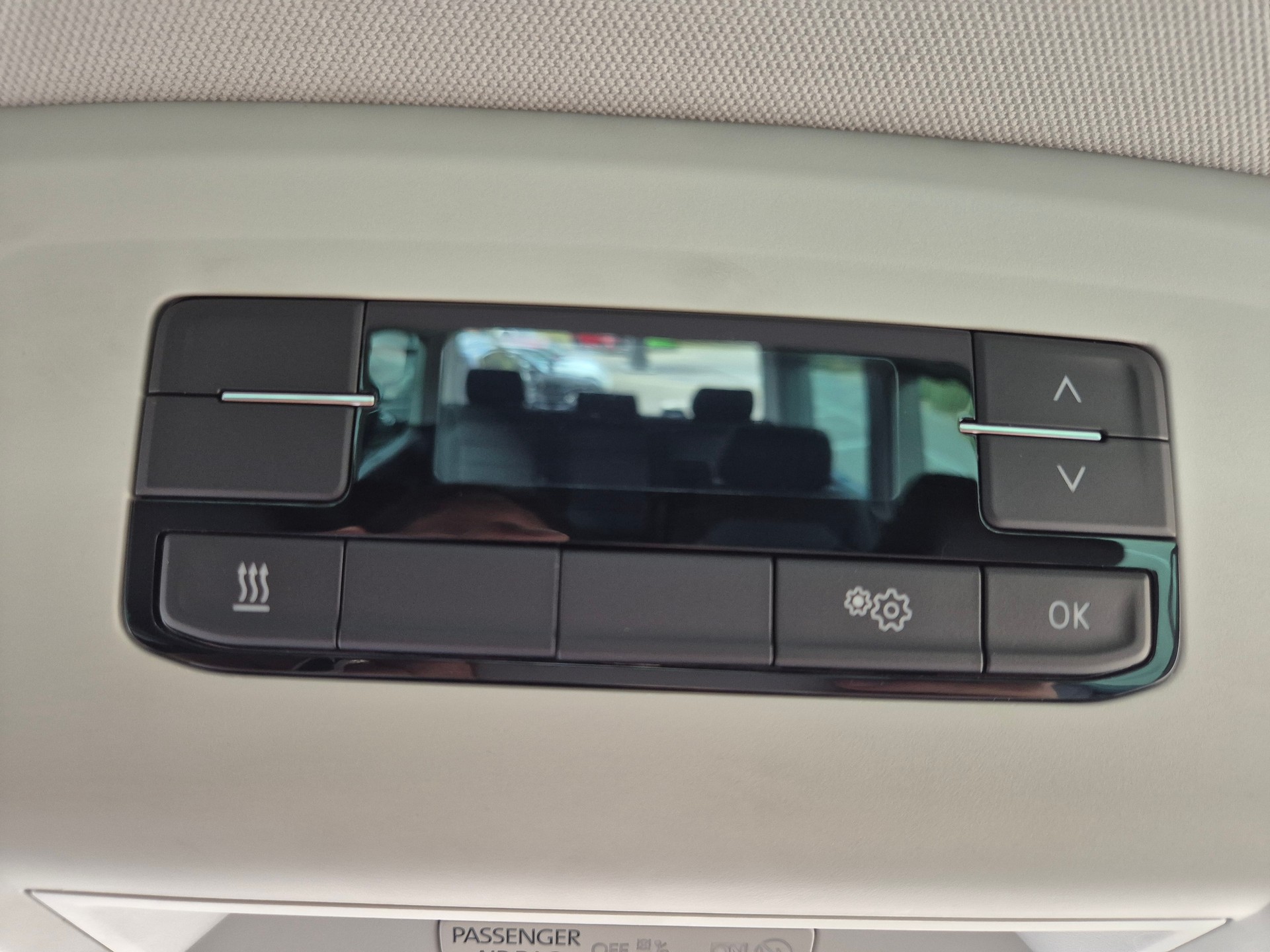 VW T6.1 Multivan 2.0 Bi-TDI Comfortline 4Motion DSG-image-23