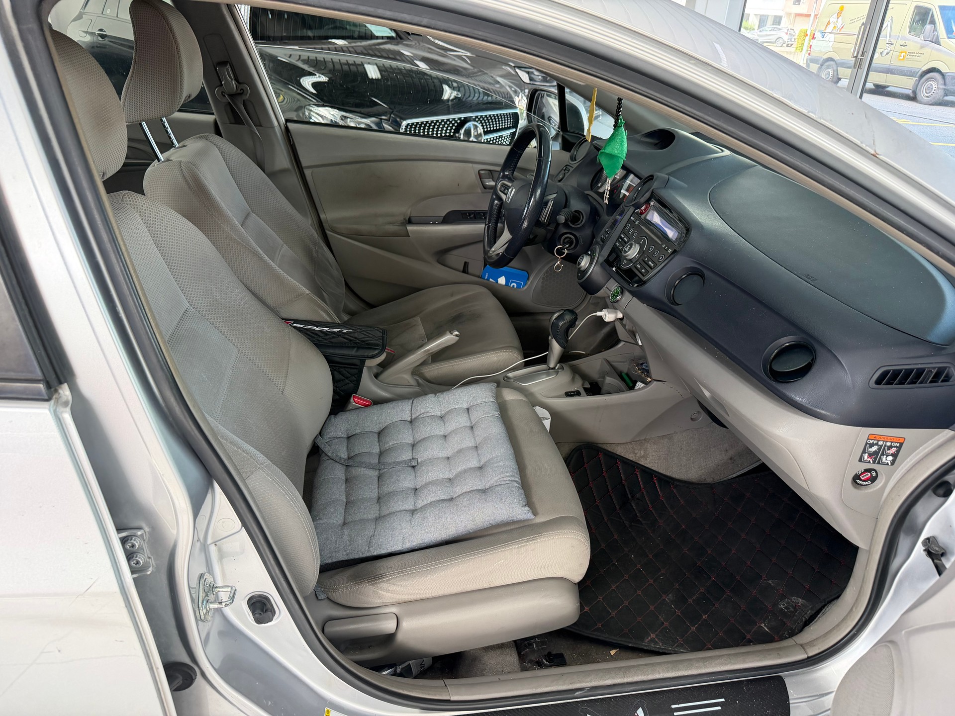 HONDA Insight 1.3i Hybrid Elegance CVT-image-11
