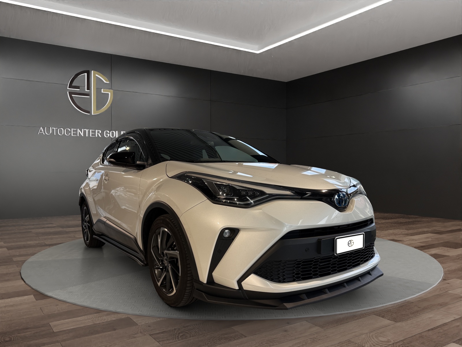 TOYOTA C-HR 2.0 HSD CVT Trend-image-5