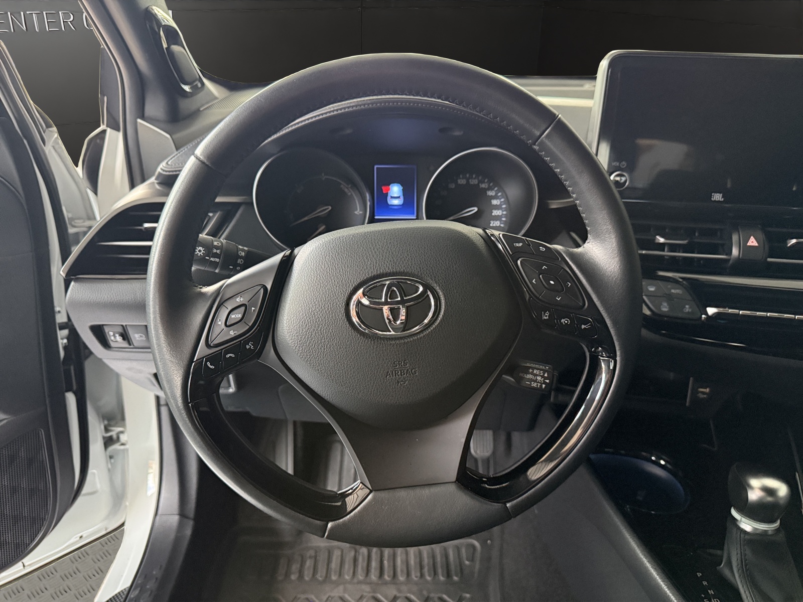 TOYOTA C-HR 2.0 HSD CVT Trend-image-8