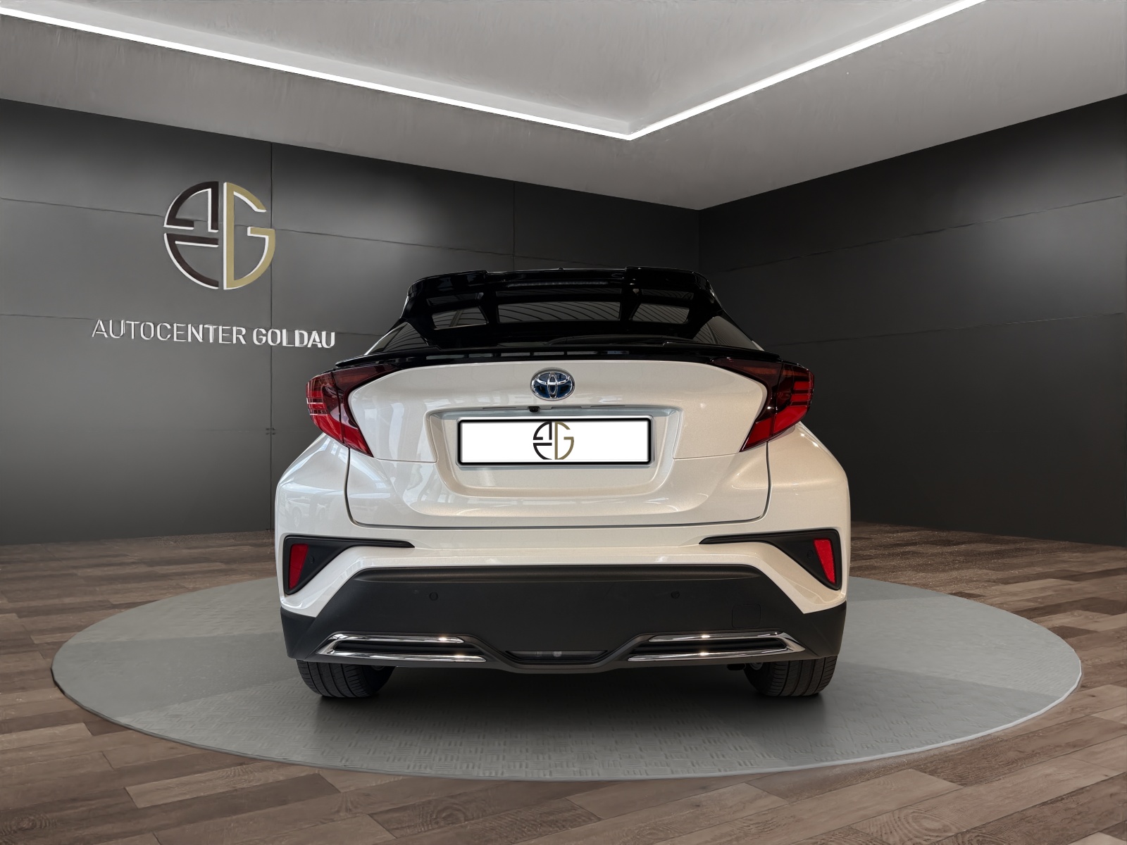 TOYOTA C-HR 2.0 HSD CVT Trend-image-2