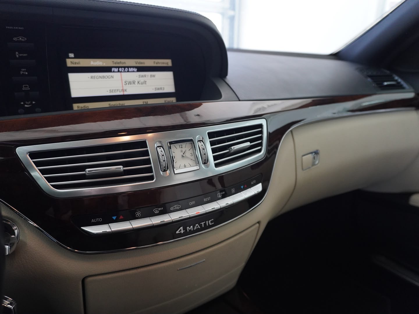 MERCEDES-BENZ S 350 L 4Matic 7G-Tronic-image-5