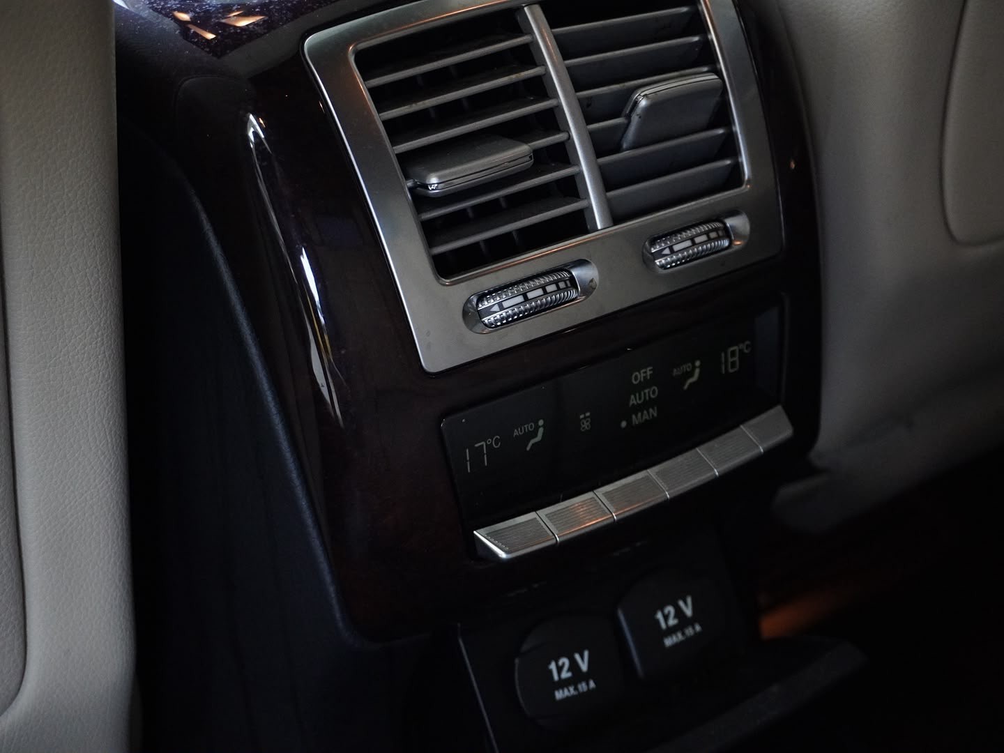 MERCEDES-BENZ S 350 L 4Matic 7G-Tronic-image-10