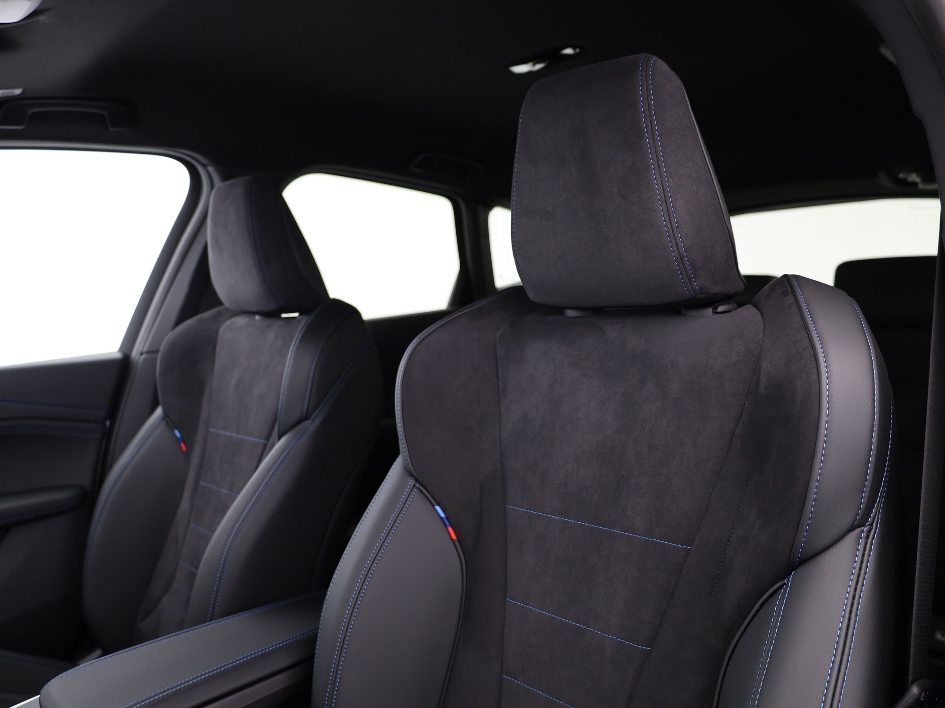 BMW 223i Act. T. xDr. M Sport-image-13