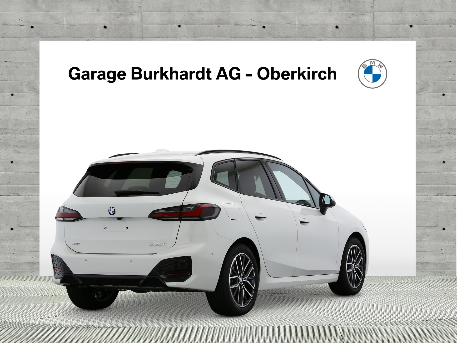 BMW 223i Act. T. xDr. M Sport-image-1
