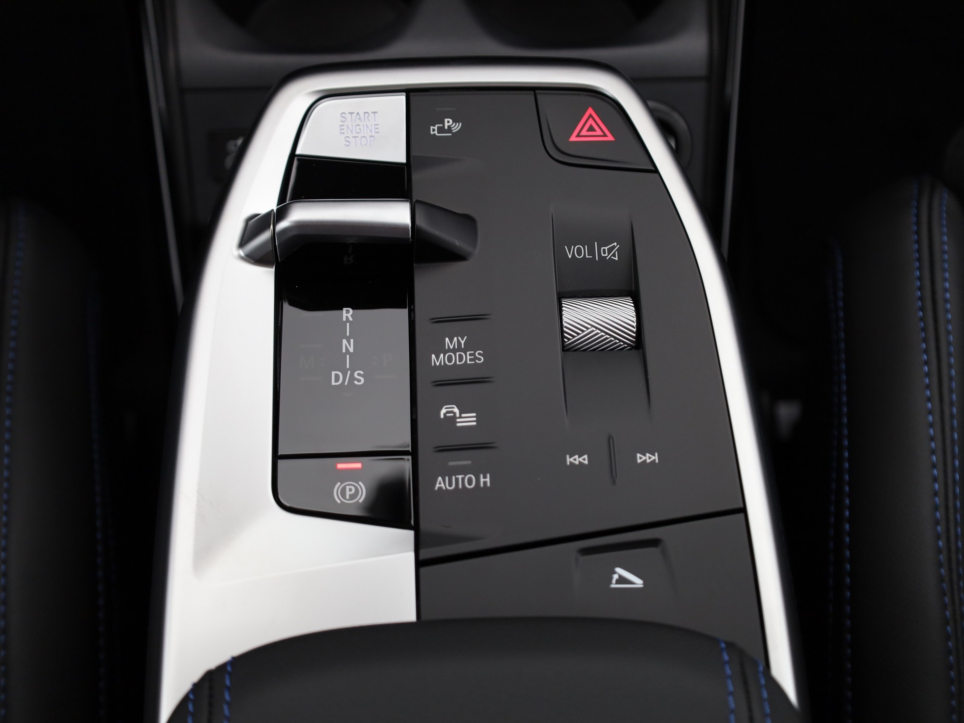 BMW 223i Act. T. xDr. M Sport-image-18