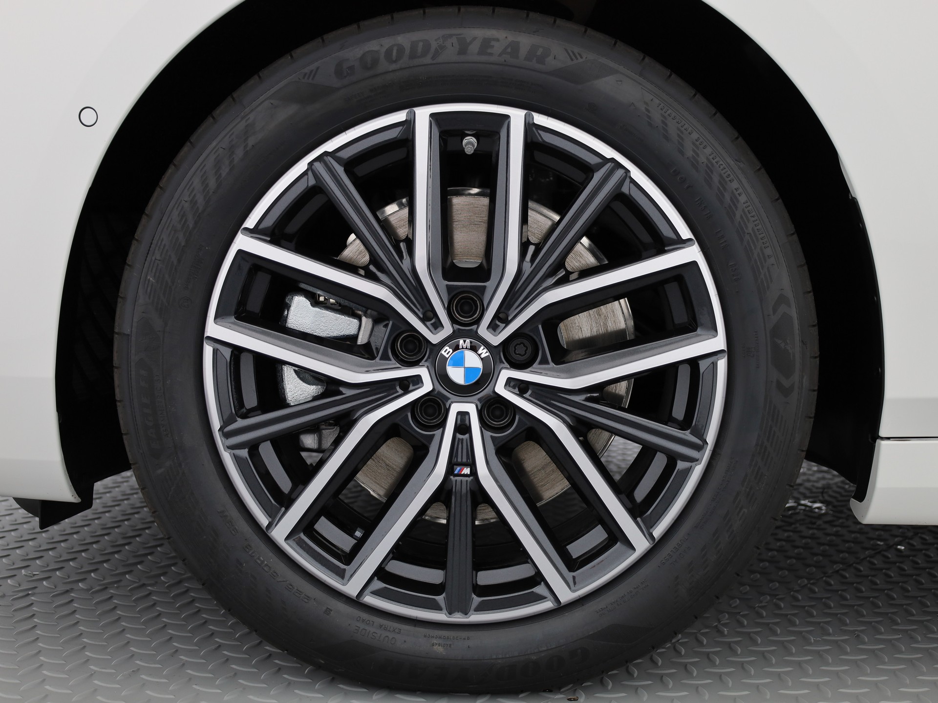 BMW 223i Act. T. xDr. M Sport-image-23