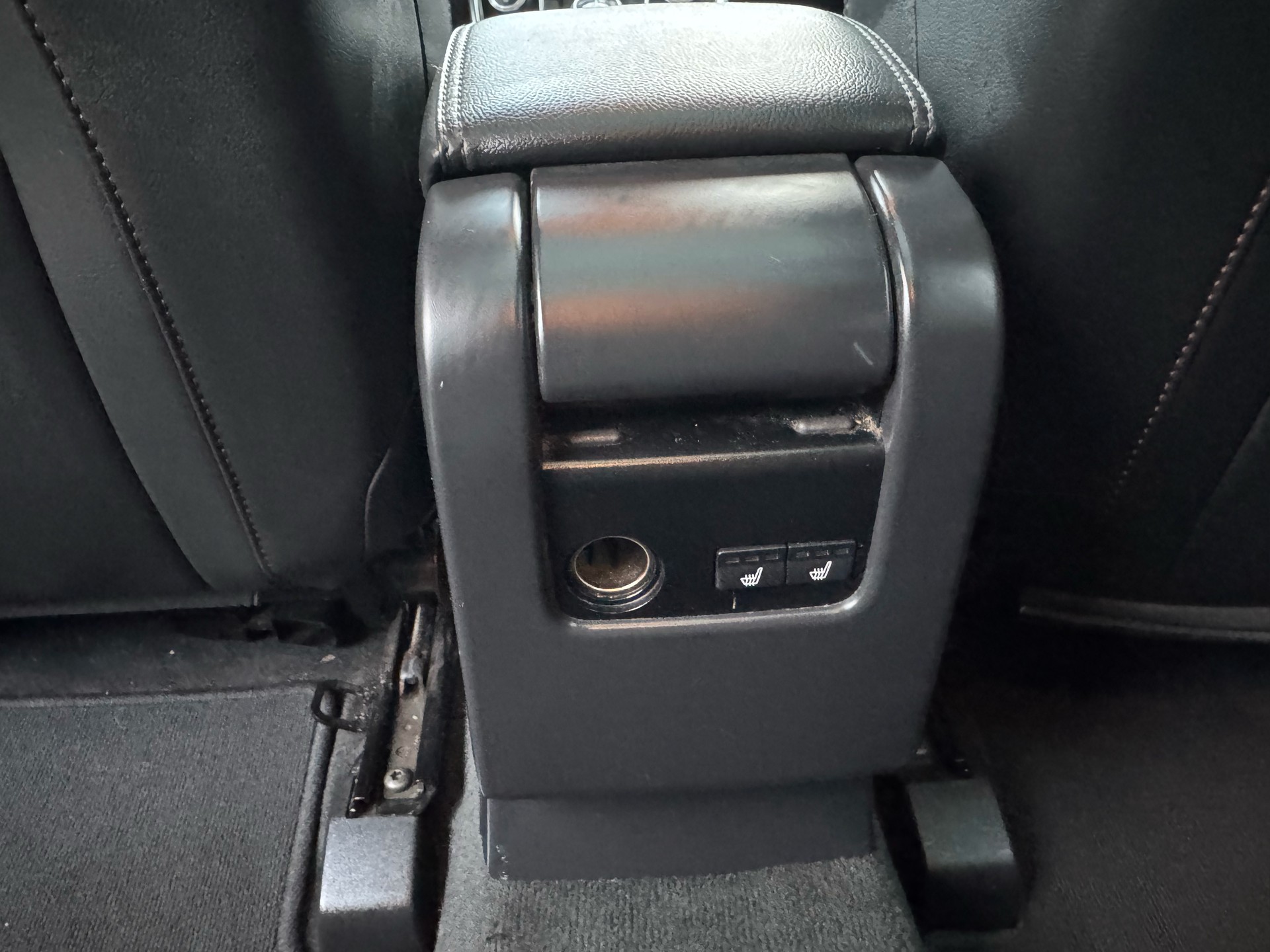 VOLVO XC60 D5 AWD Kinetic Geartronic-image-20