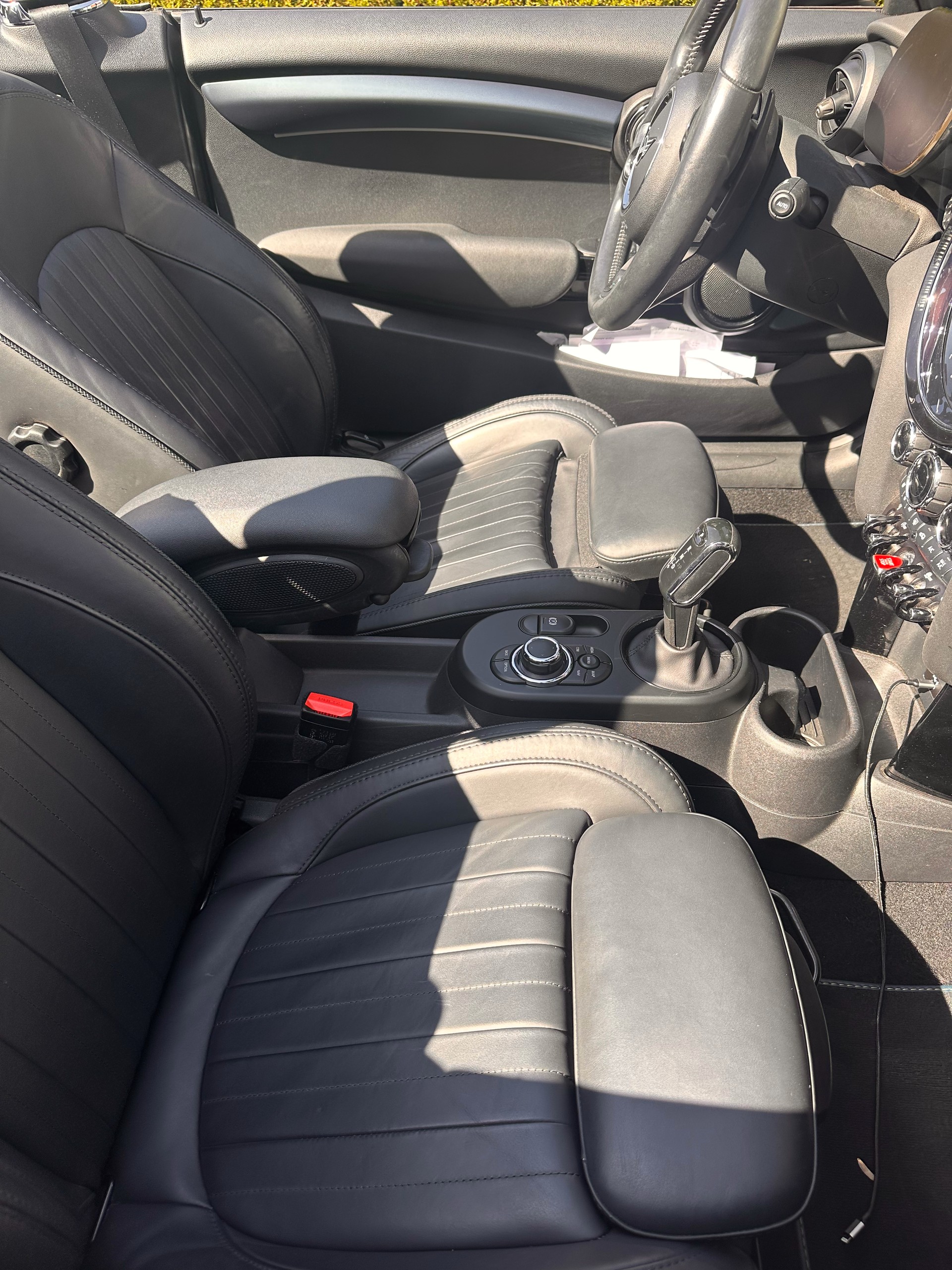MINI 2.0i Cooper S SDKG-image-4