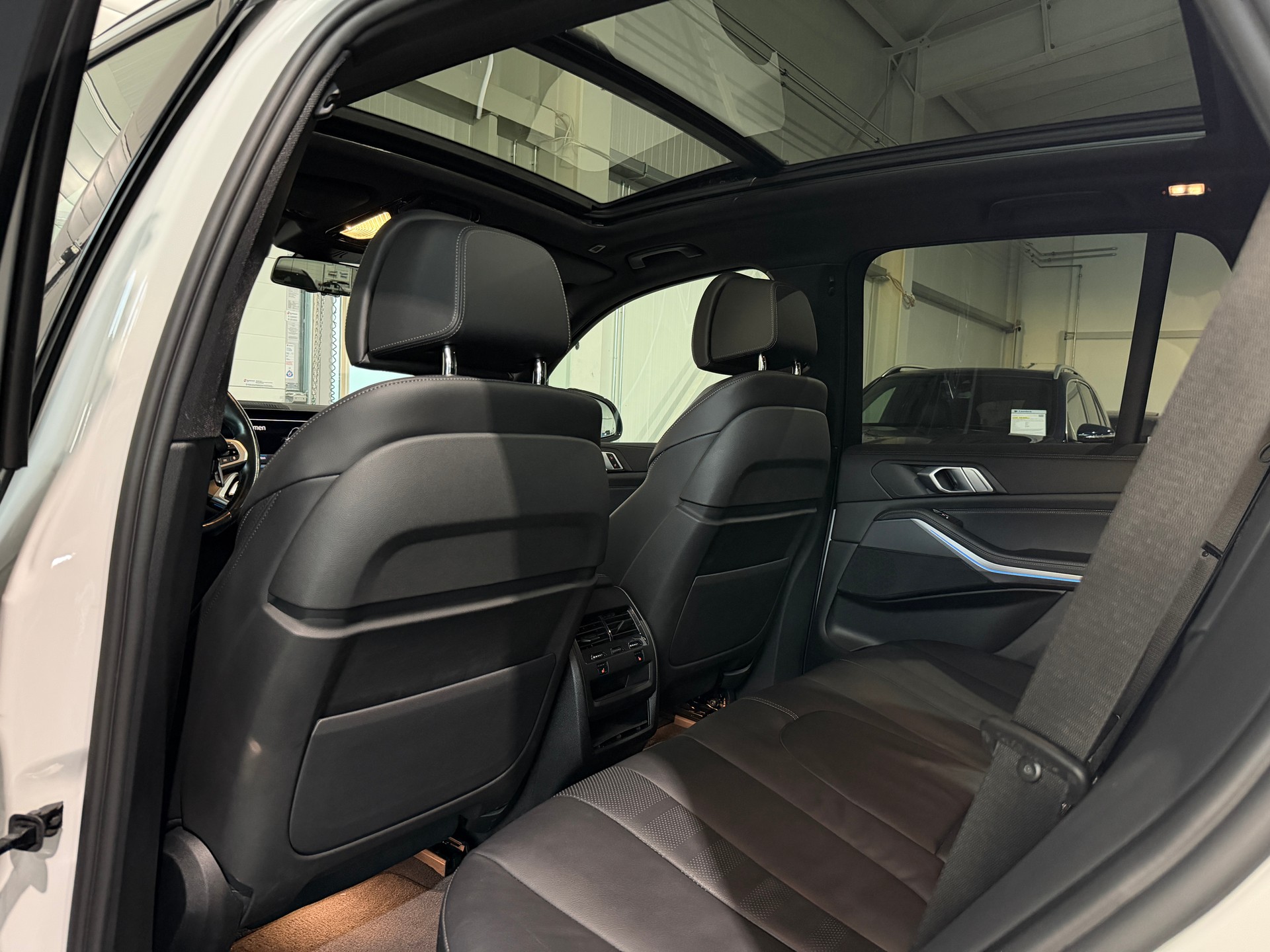 BMW X5 xDrive45e M Sport Steptronic (CH)-image-17