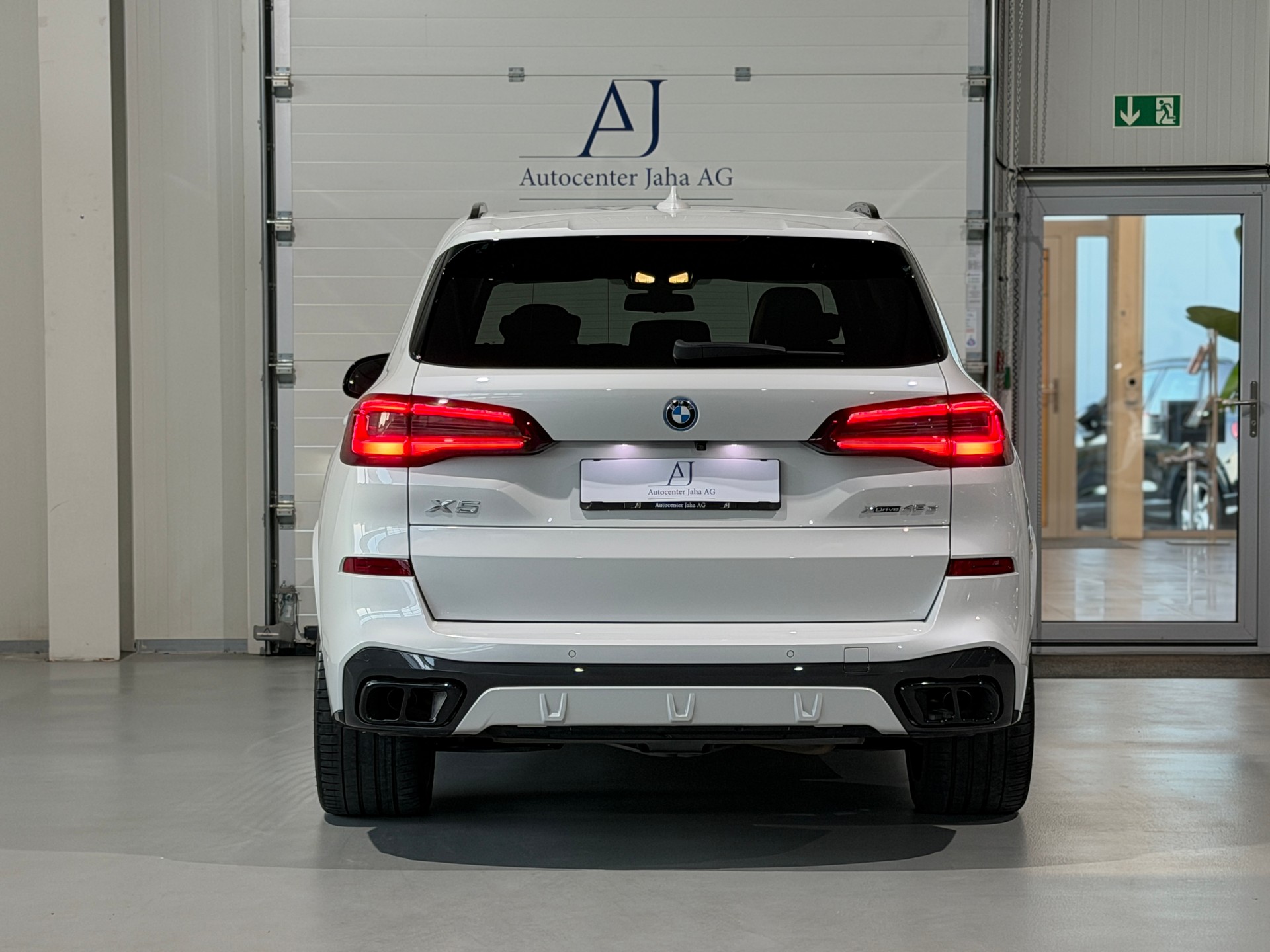 BMW X5 xDrive45e M Sport Steptronic (CH)-image-22