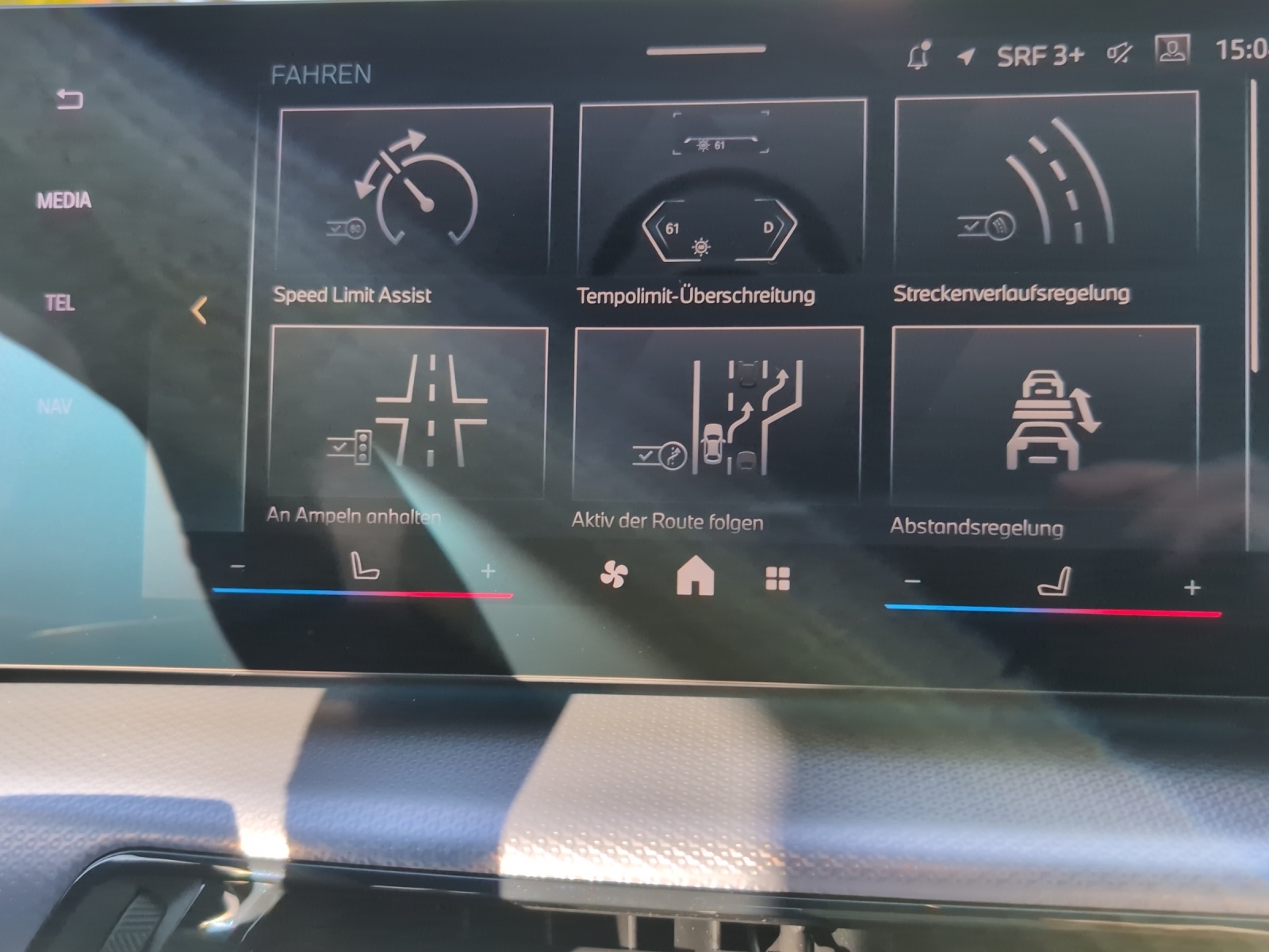 BMW iX1 eDrive 20 M Sport-image-20
