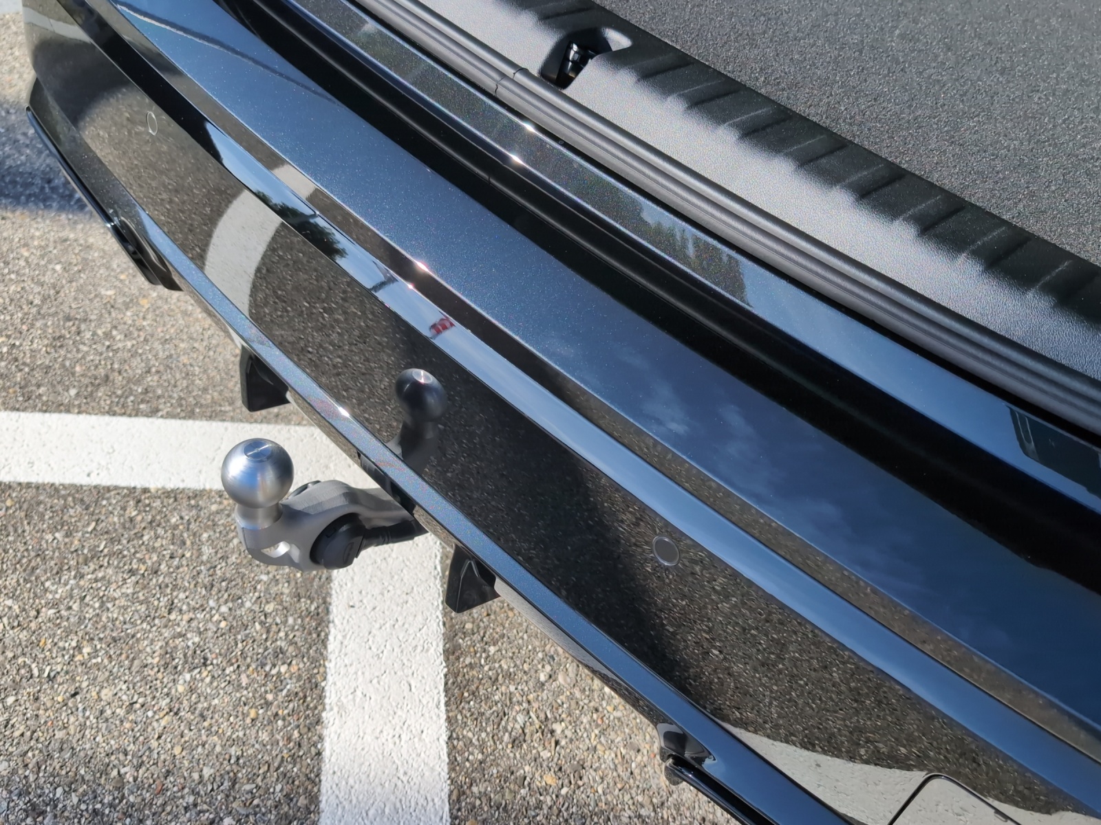 BMW iX1 eDrive 20 M Sport-image-19