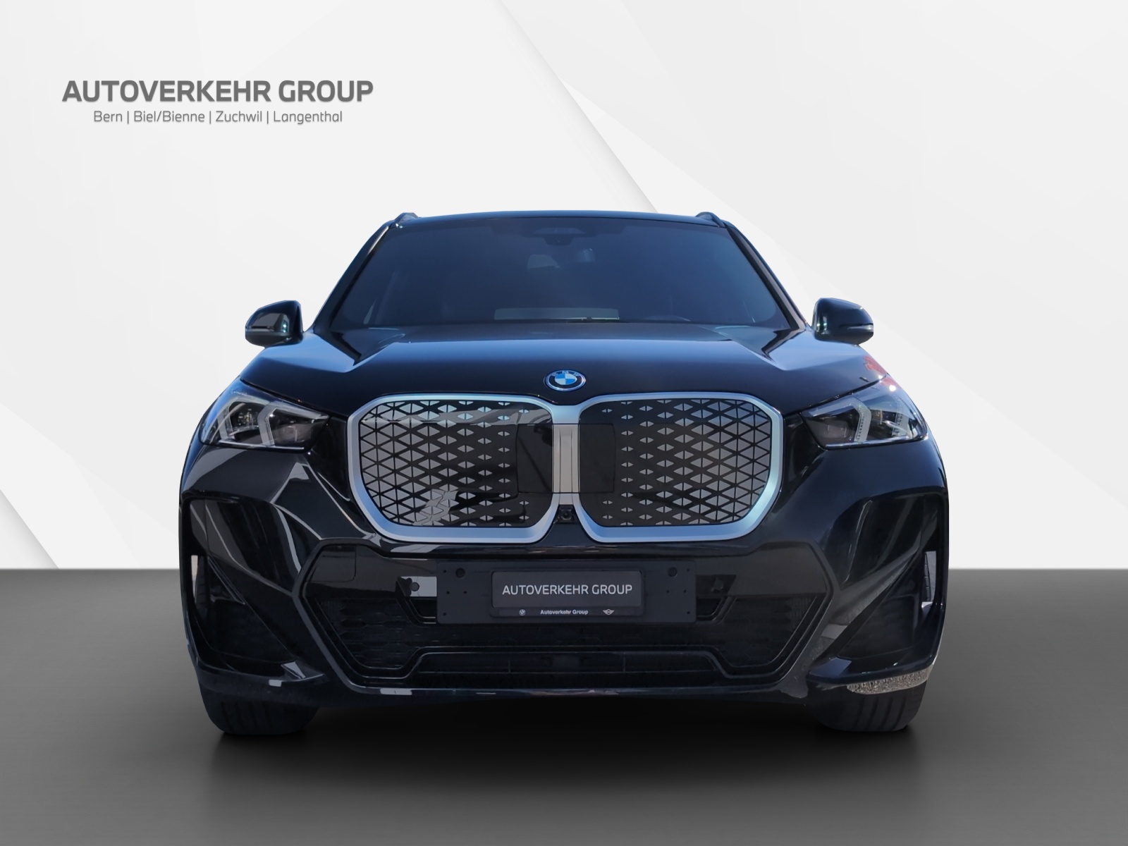 BMW iX1 eDrive 20 M Sport-image-1