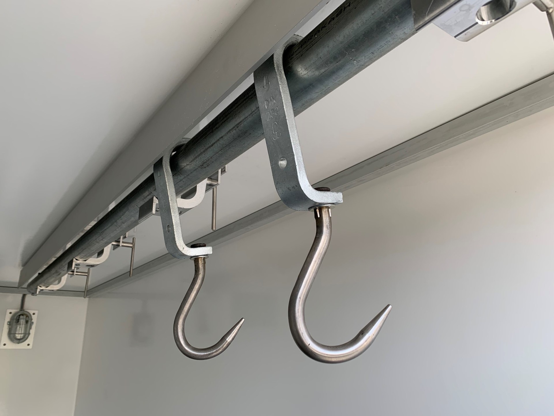 WM MEYER AZK 2730/180 - 60/60 K - Rails à viande-image-7