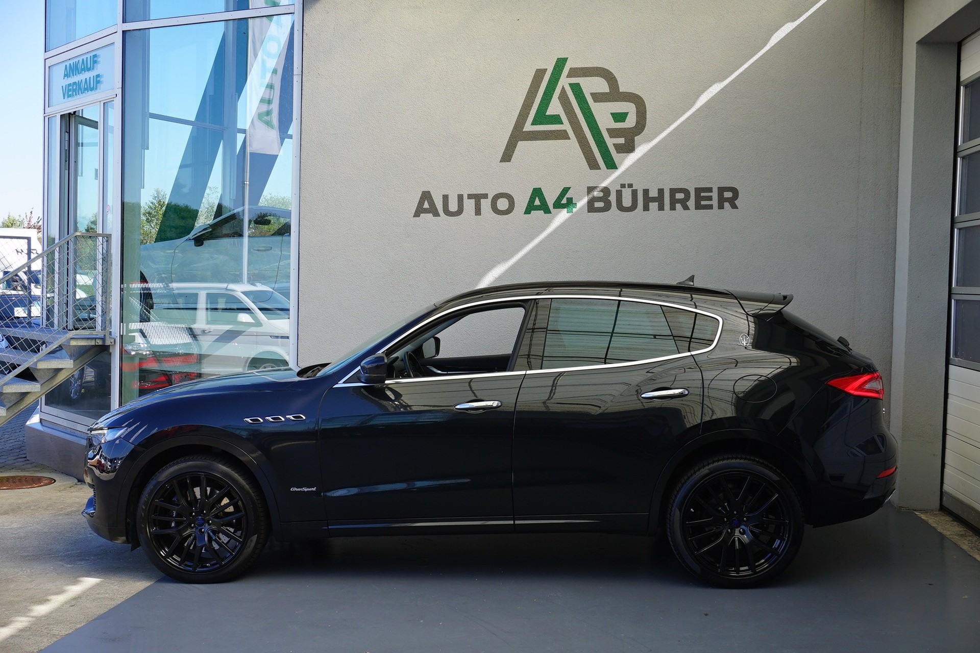 MASERATI Levante S 3.0 V6 Bi-Turbo "Gran Sport" 430PS 4WD-image-1