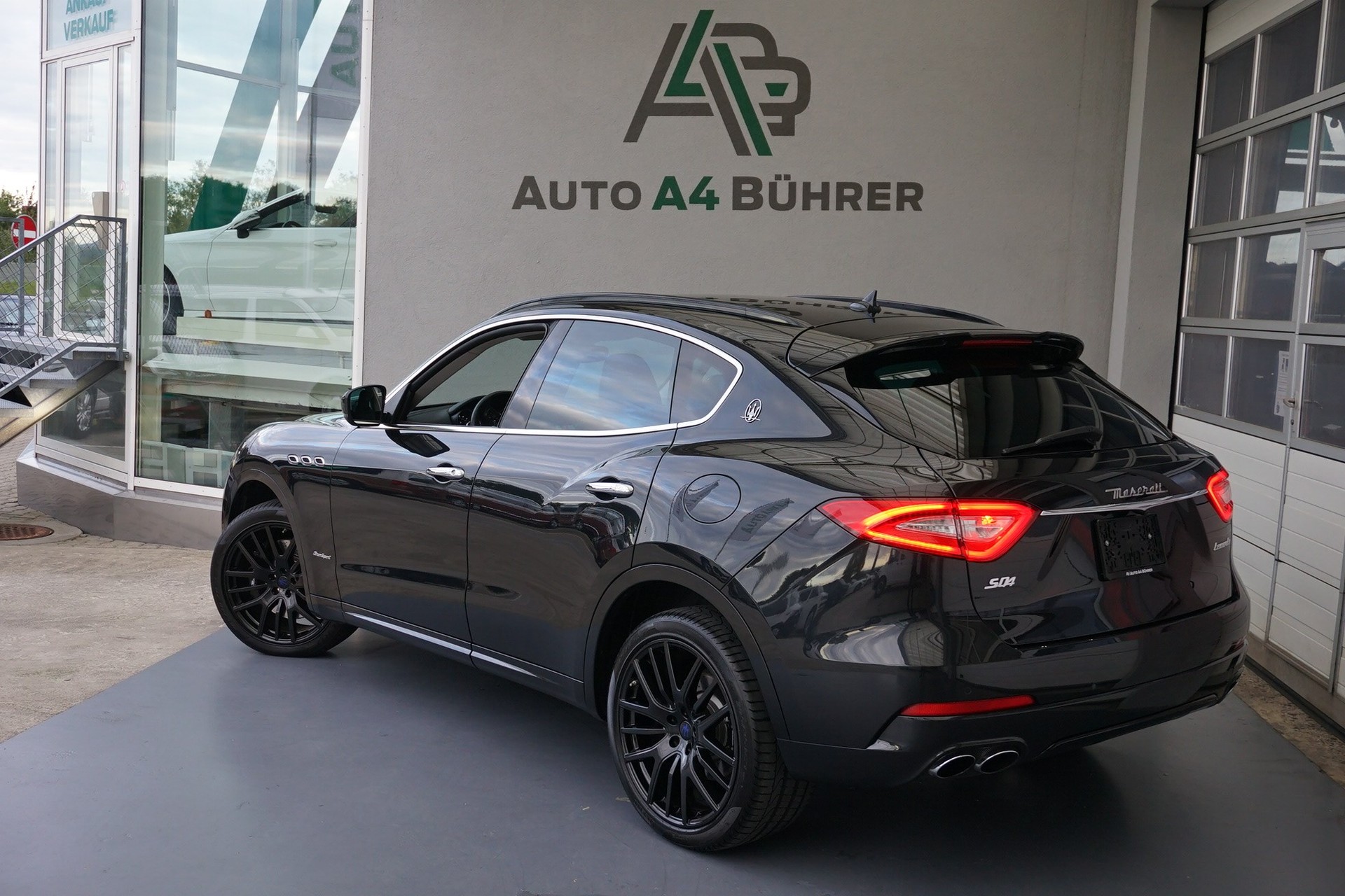 MASERATI Levante S 3.0 V6 Bi-Turbo "Gran Sport" 430PS 4WD-image-5