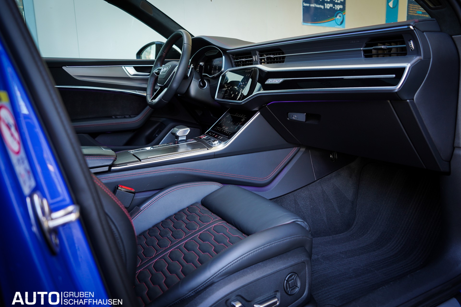 AUDI RS6 Avant 4.0 TFSI V8 quattro-image-12