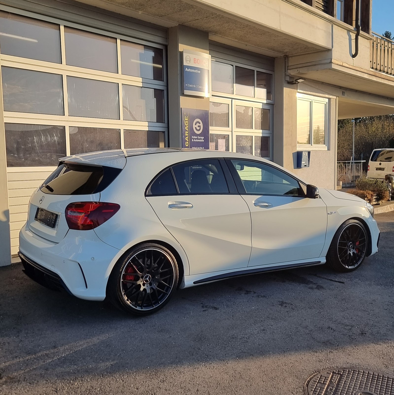 MERCEDES-BENZ A 45 AMG 4Matic Speedshift 7G-DCT-image-2