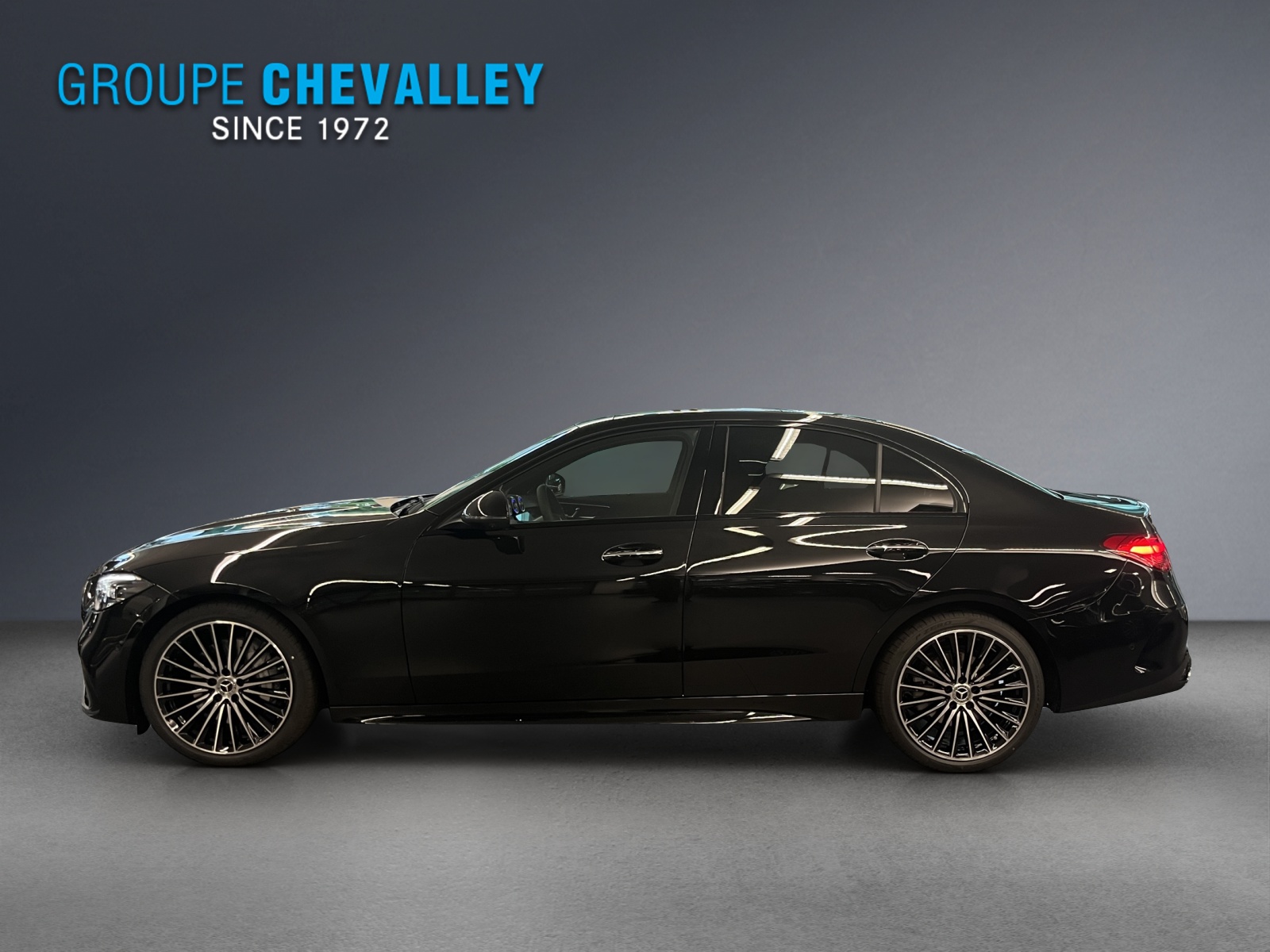 MERCEDES-BENZ C 200 4Matic AMG Line-image-1