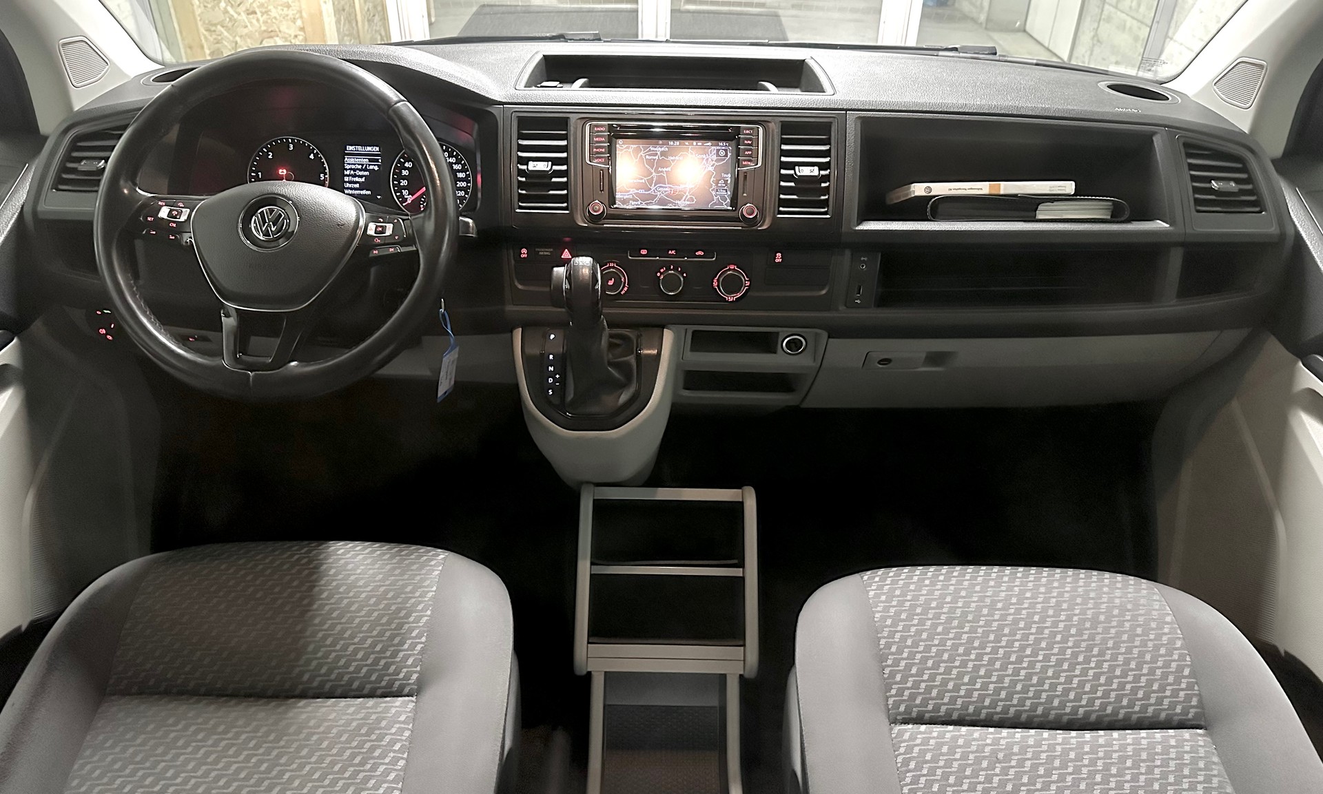 VW T6 2.0 TDI 4Motion DSG-image-15