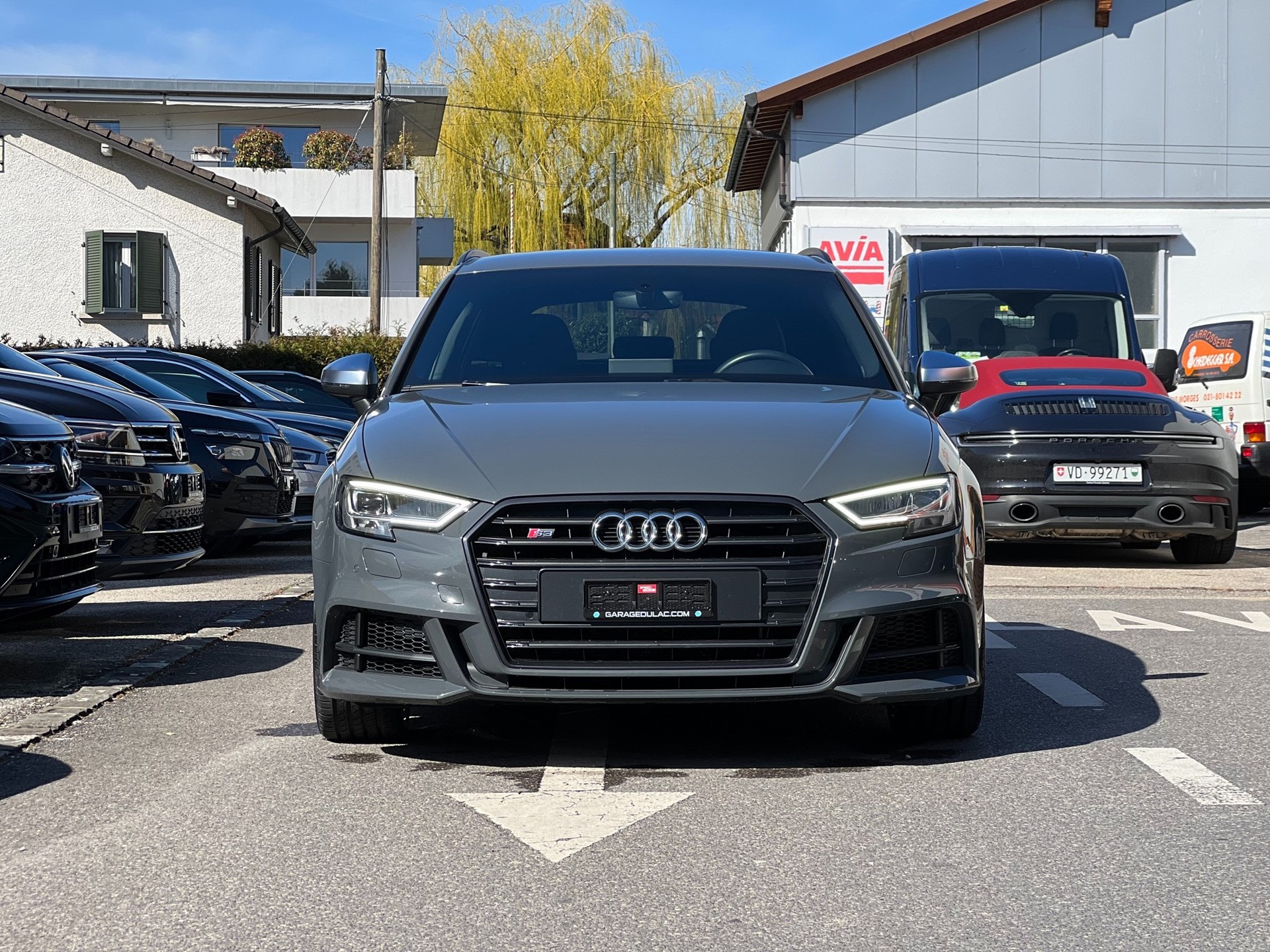 AUDI S3 Sportback 2.0 TFSI quattro S-tronic-showroom-element-1