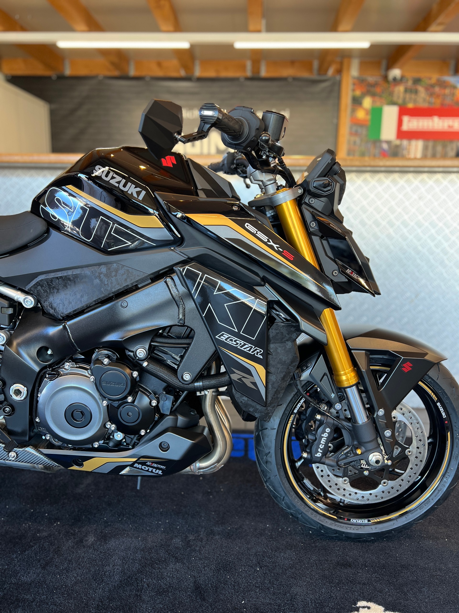 SUZUKI GSX-S 1000-image-3