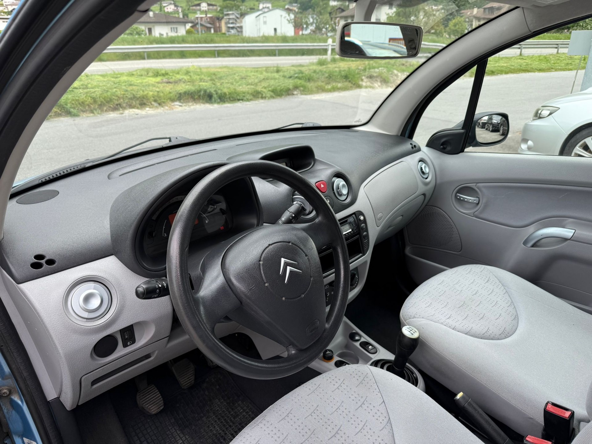 CITROEN C3 1.1i X-image-9