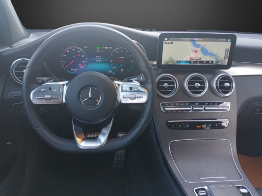 MERCEDES-BENZ GLC 300 de AMG Line 4M A-image-8