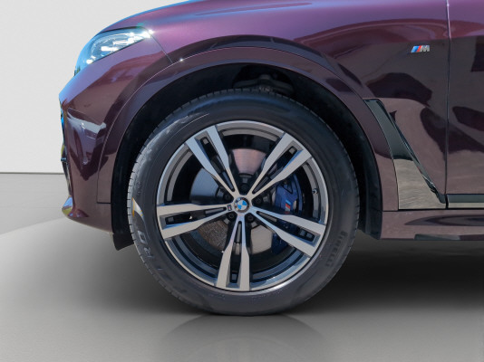 BMW X7 xDrive M50i-image-13