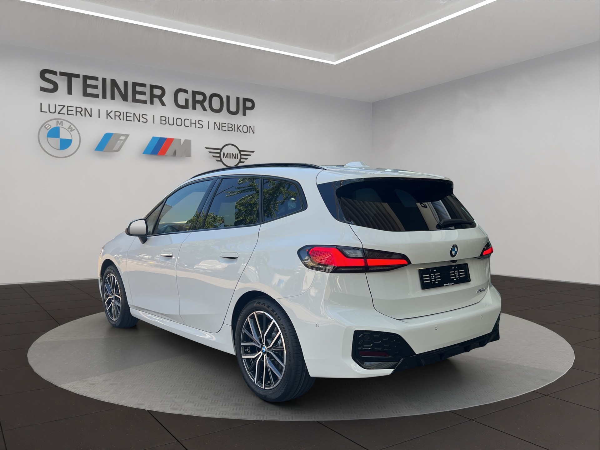 BMW 218d Active Tourer M Sport DKG-image-5